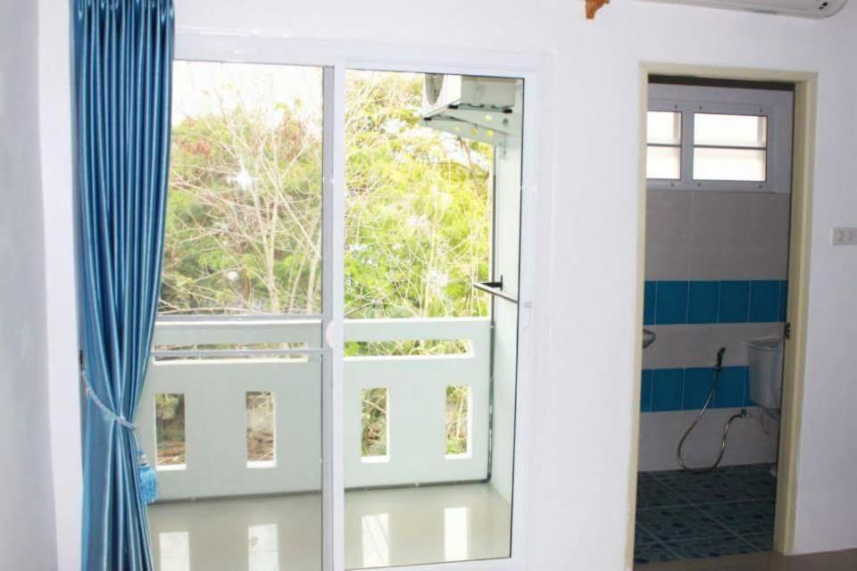Single Room with Balcony photo 3
