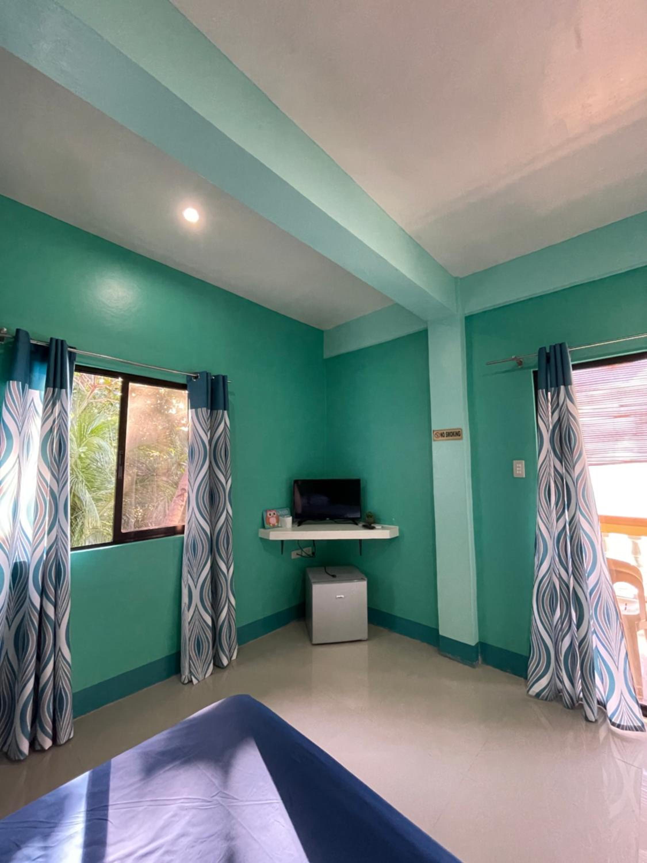 Family Room with Sea View - Photo 2