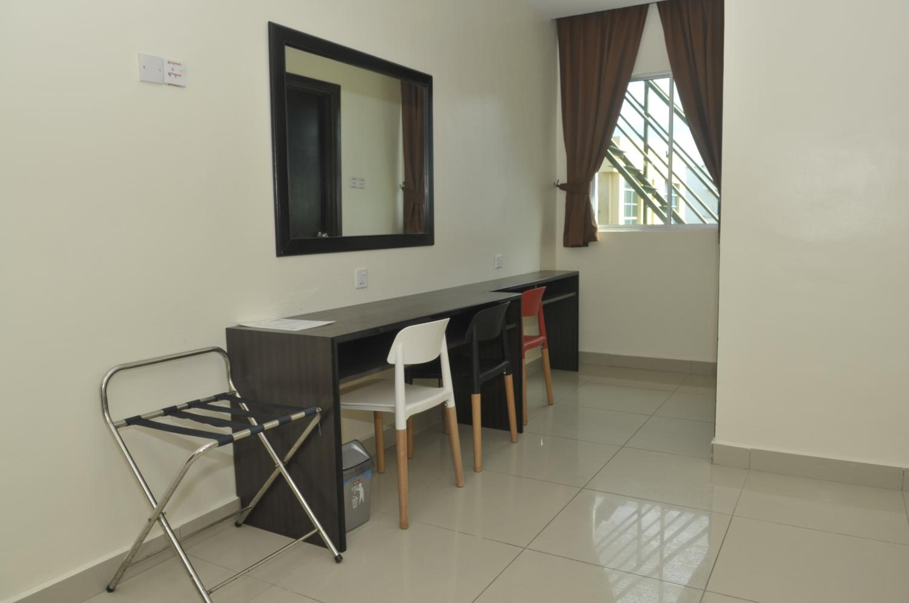 Three-Bedroom Apartment - Photo 41