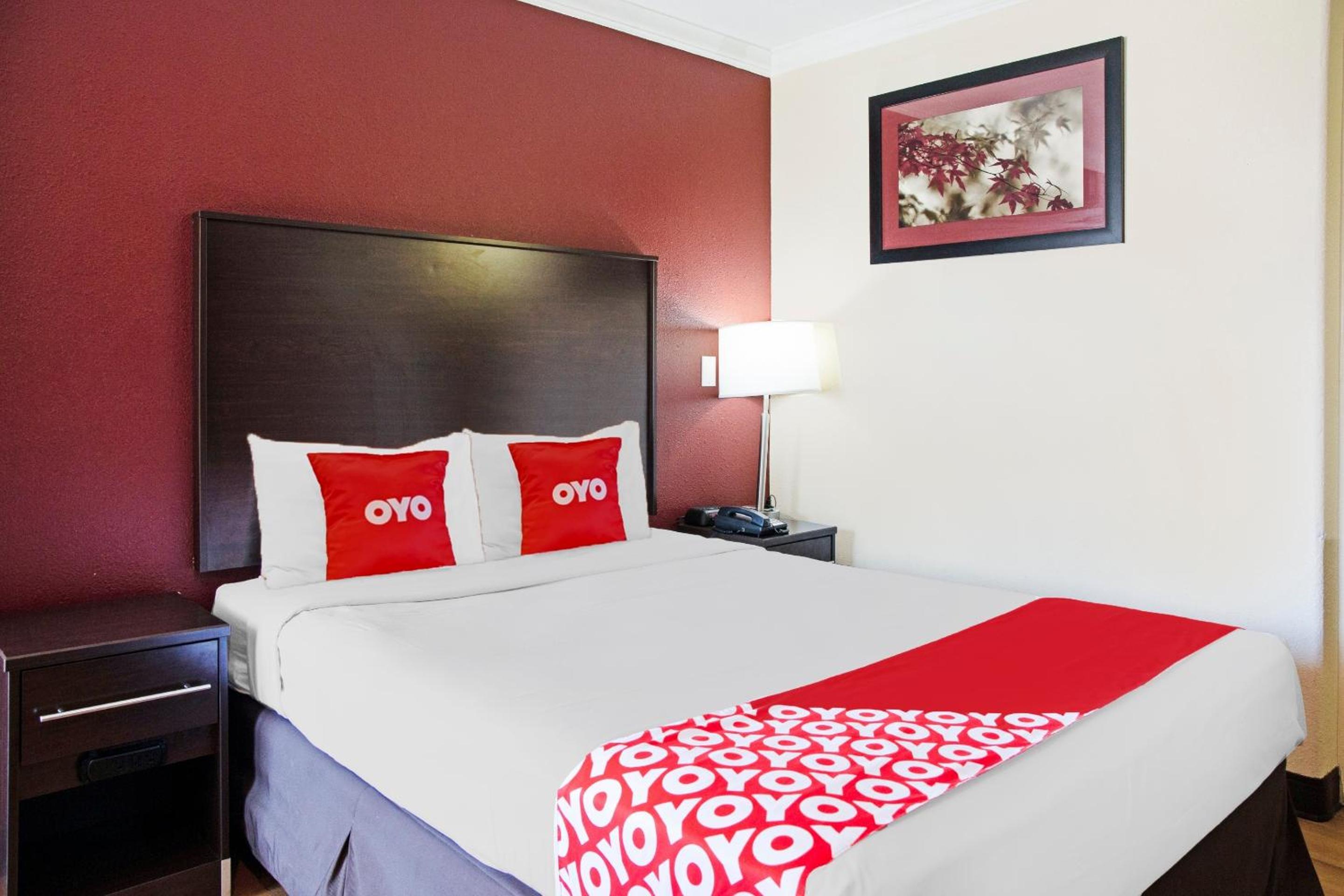 Queen Room