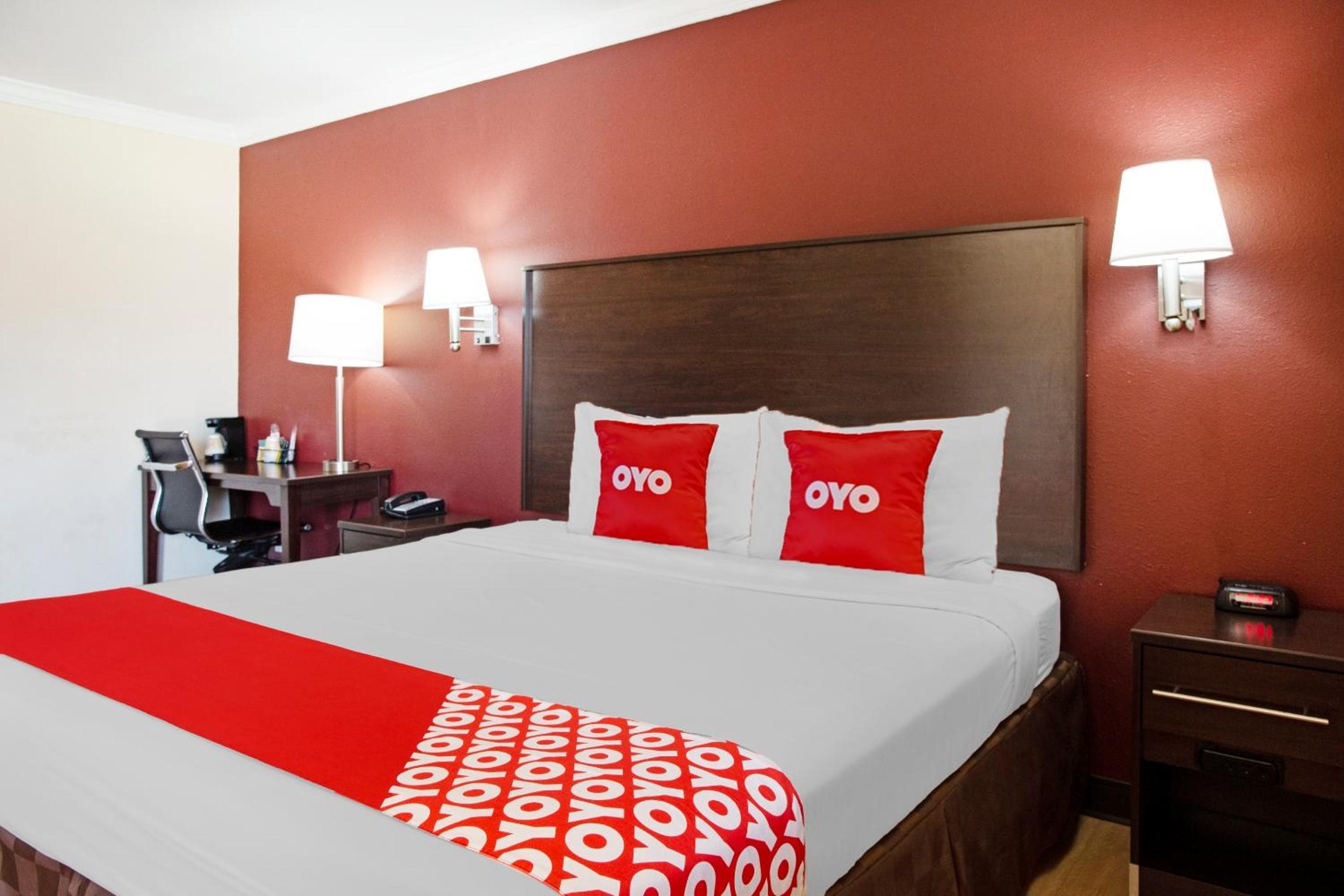 One-Bedroom Suite photo 2