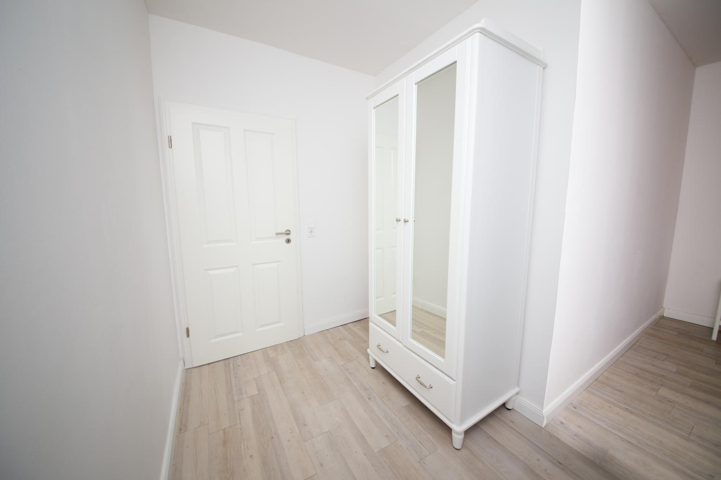One-Bedroom Apartment with Sea View photo 2