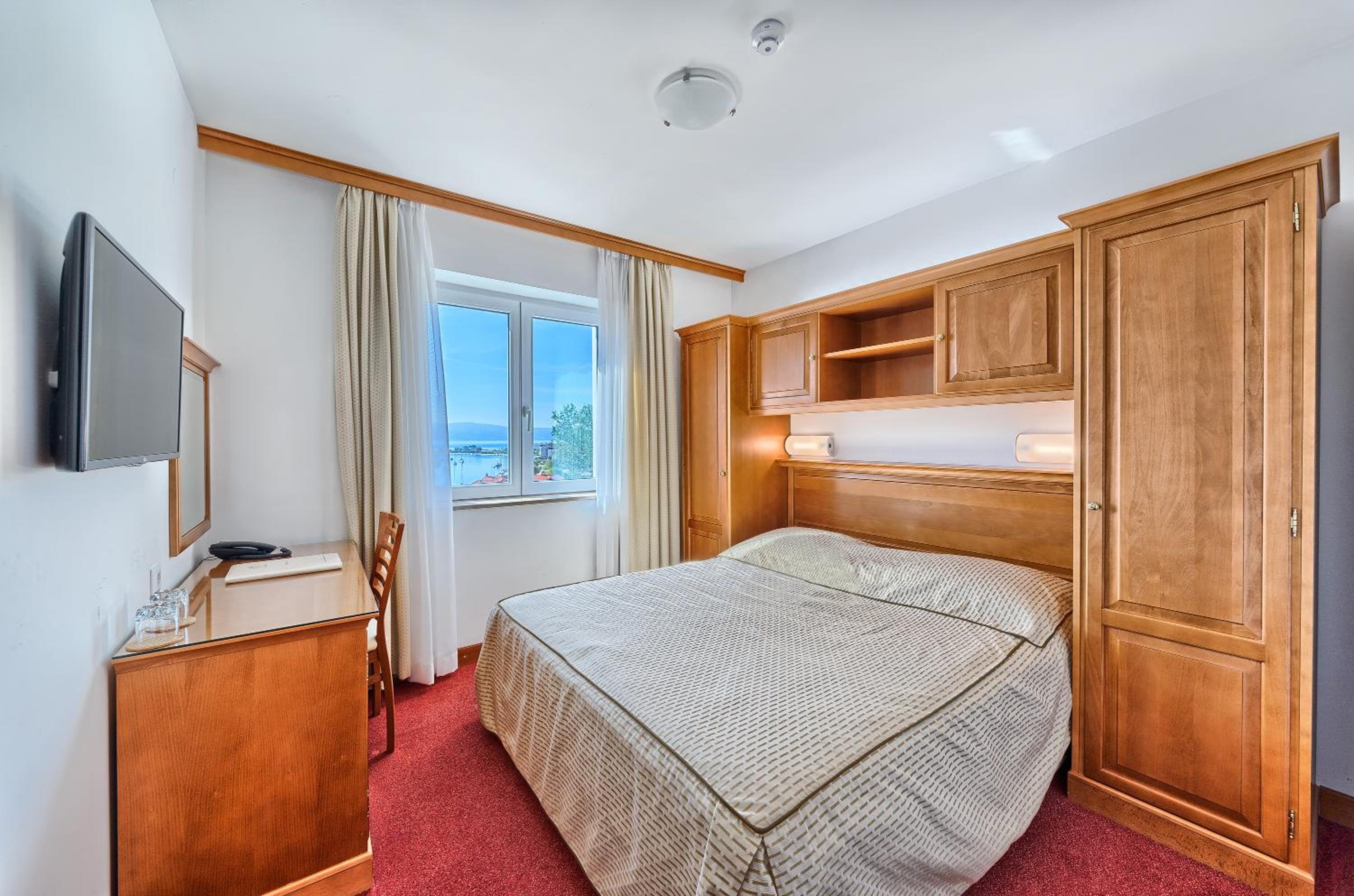 Standard Double Room - Photo 1