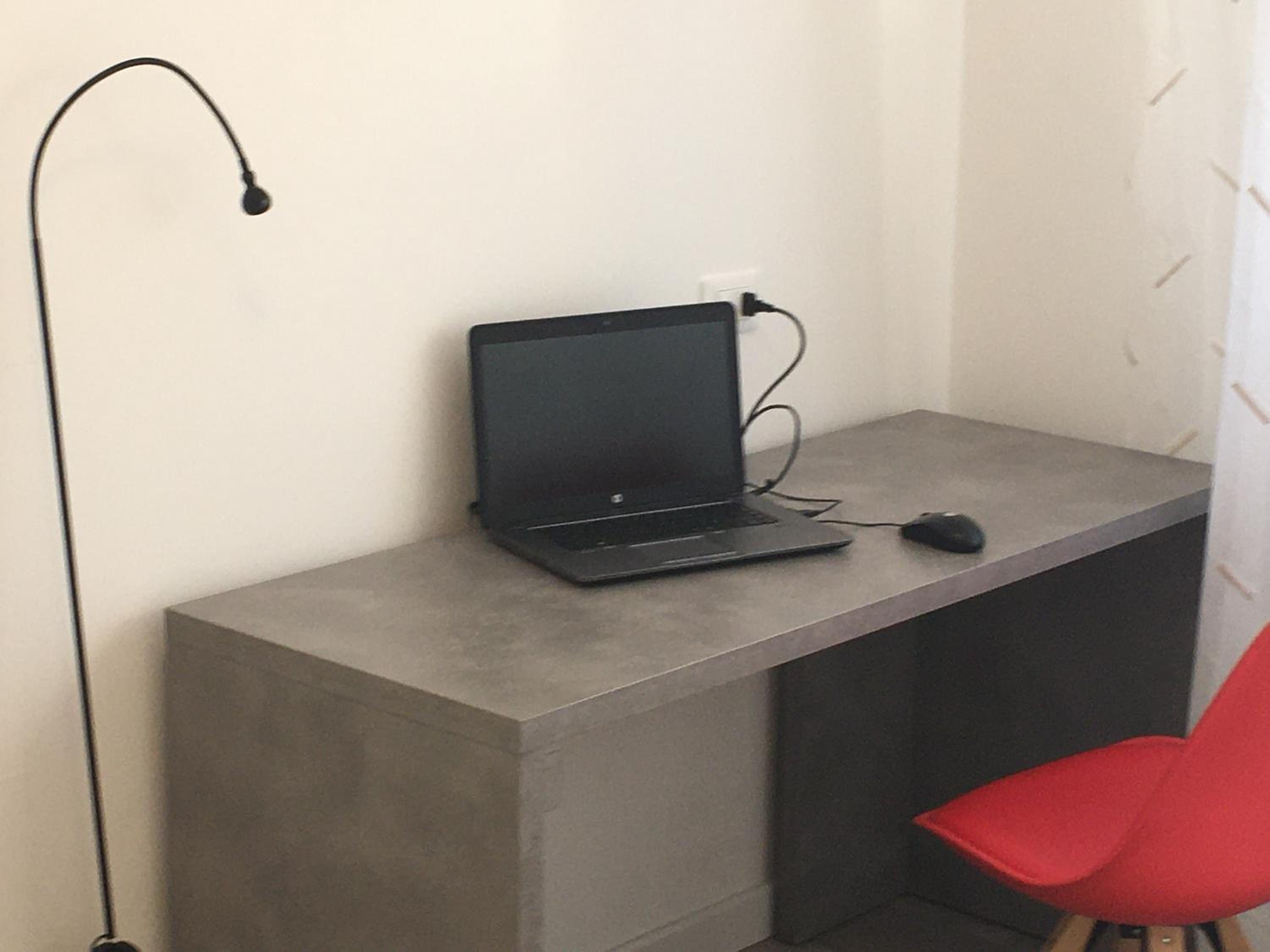 Three-Bedroom Apartment - Photo 9