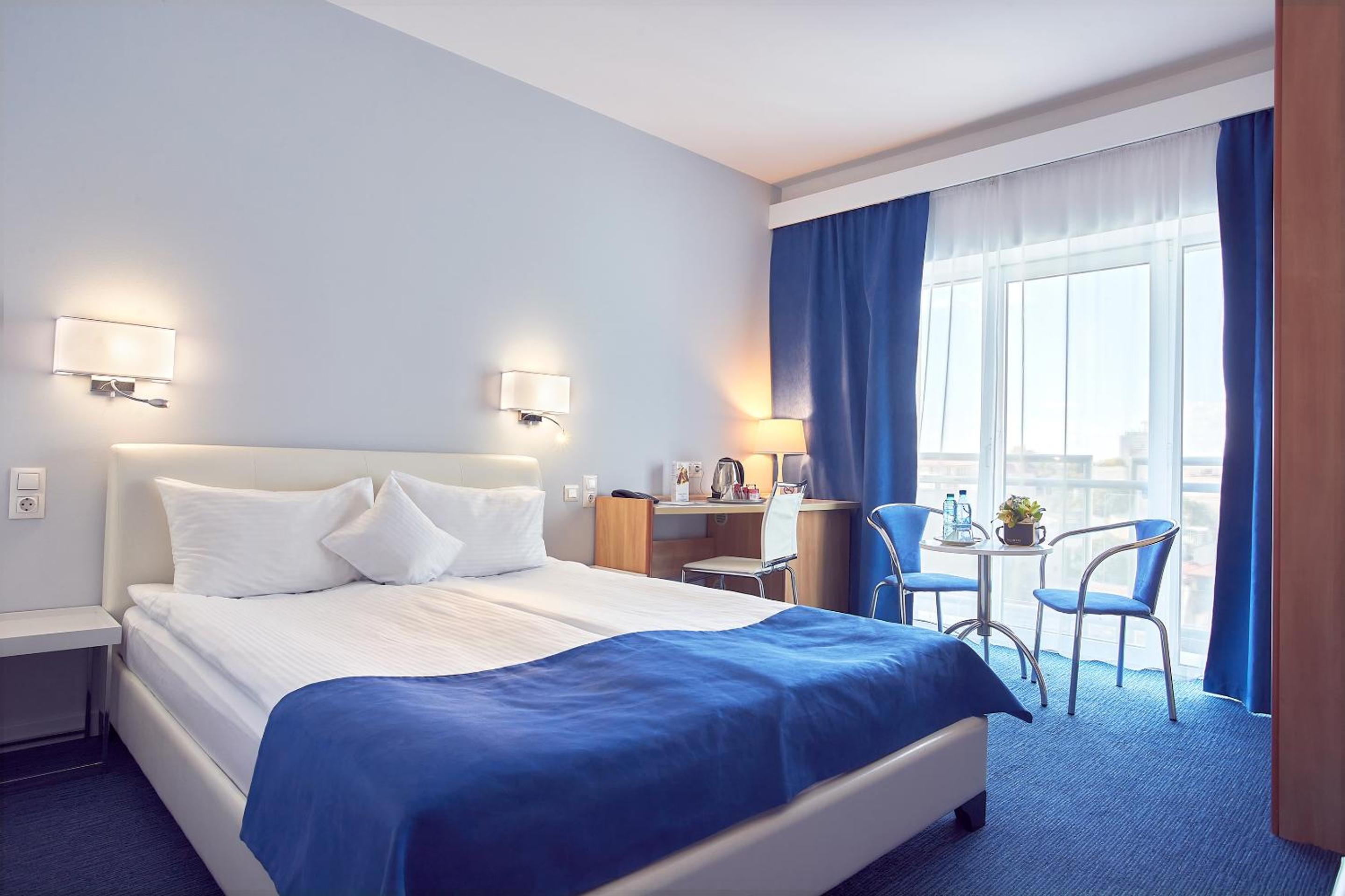 Standard Double Room - Photo 6