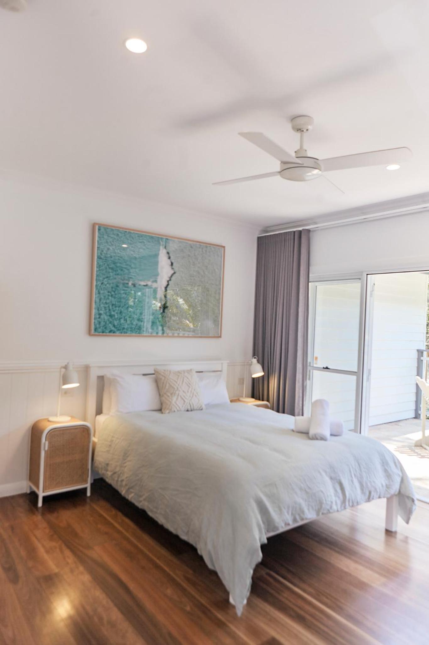 4 Ocean Queen Suite photo 1