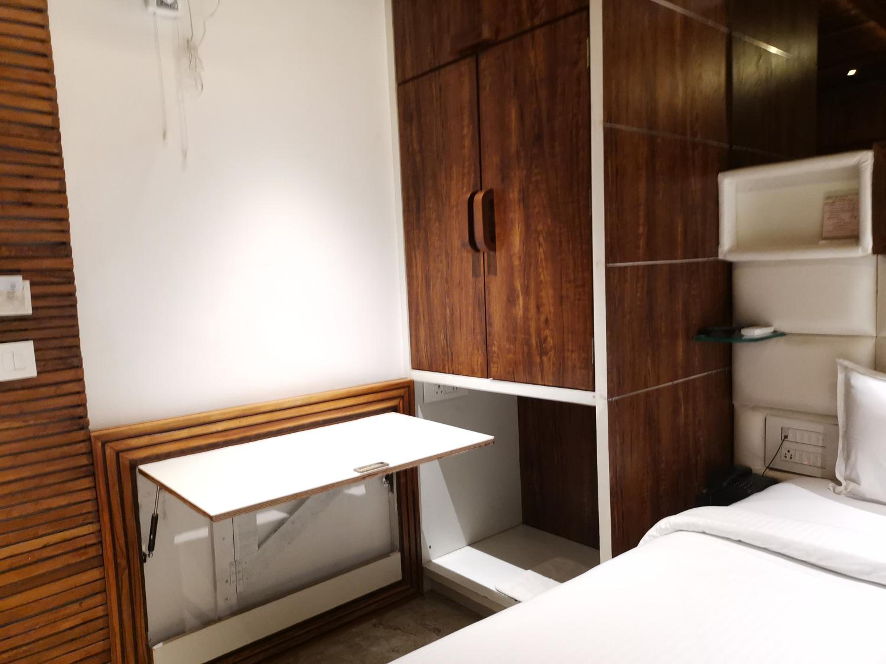 Deluxe room With balcony - Photo 3