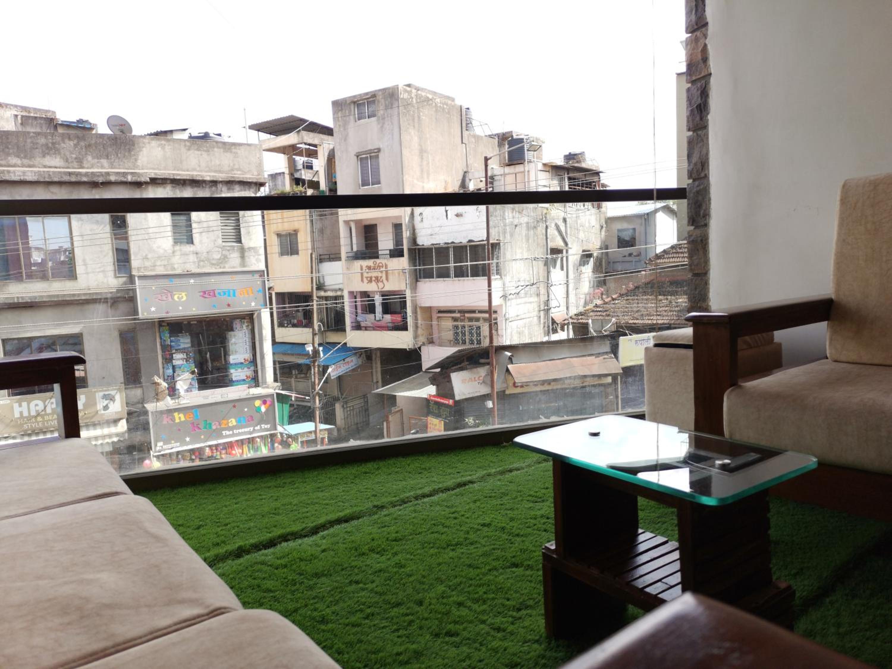 Deluxe room With balcony - Photo 20