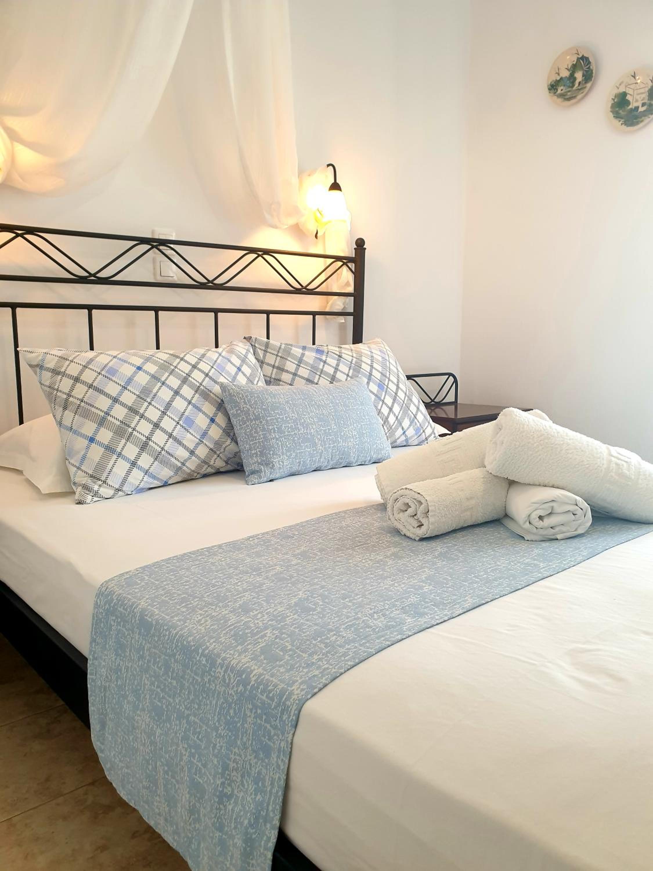 Standard Double Room - Photo 1