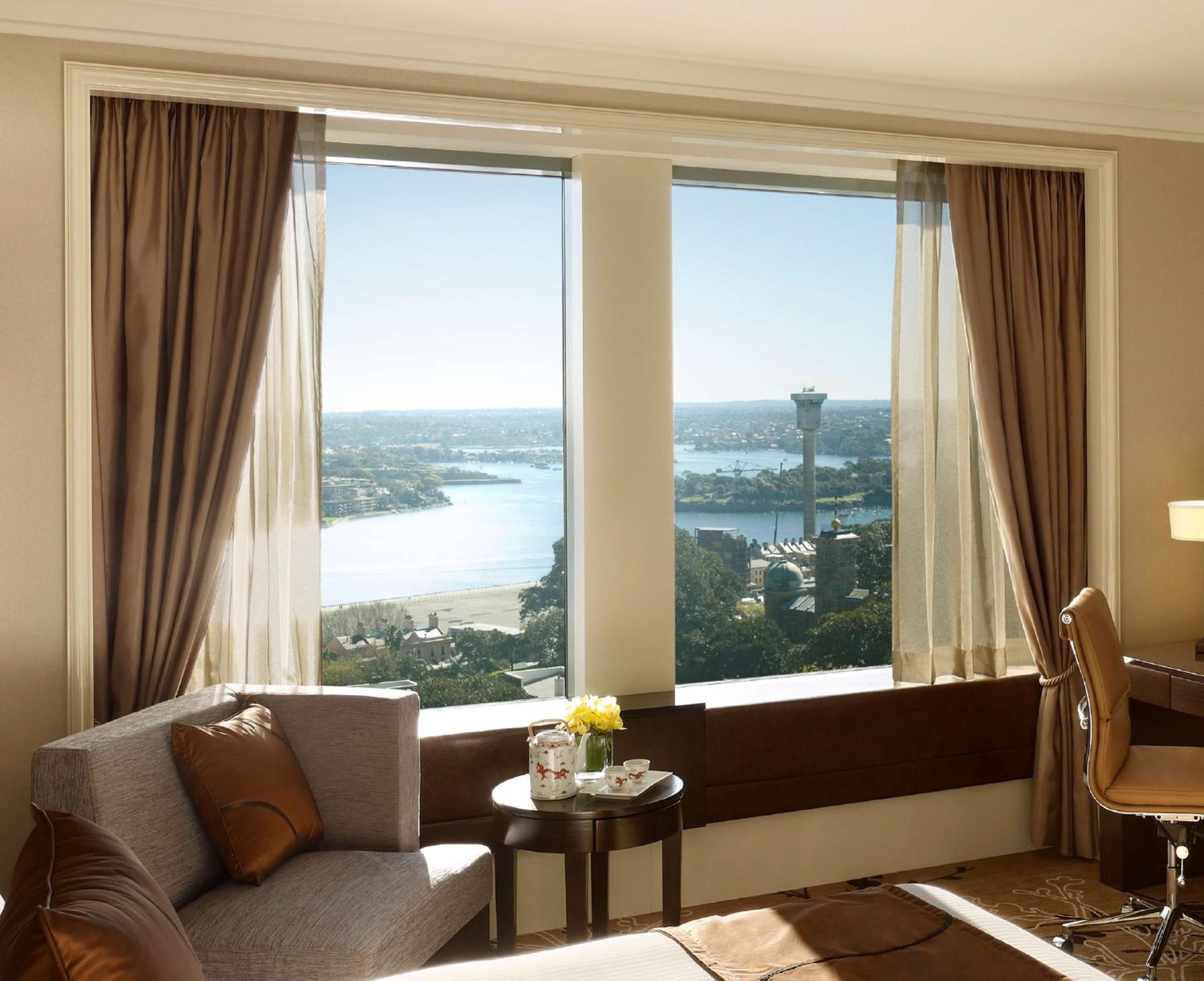 Executive Barangaroo Harbor King