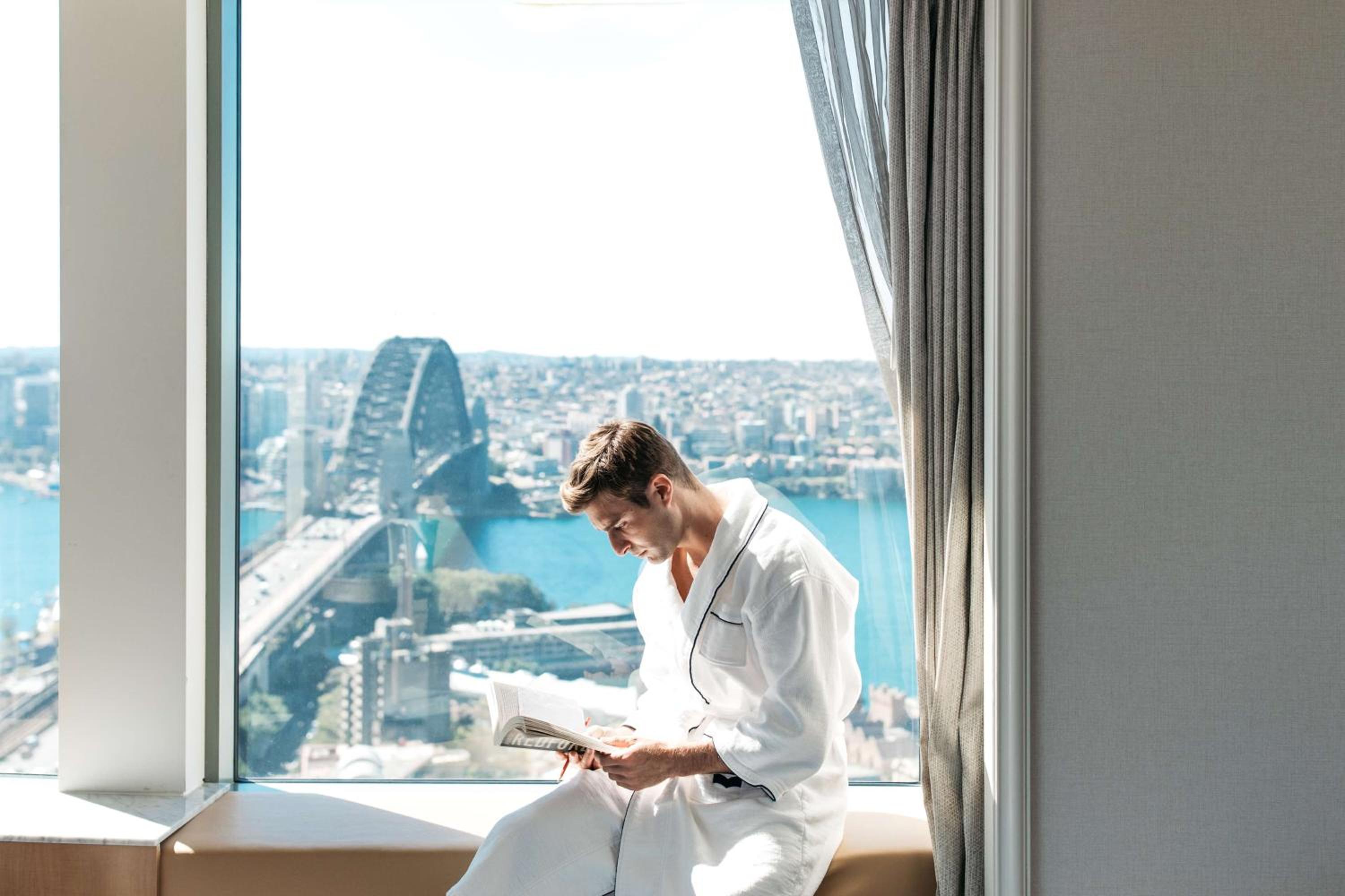 Executive Sydney Harbor King