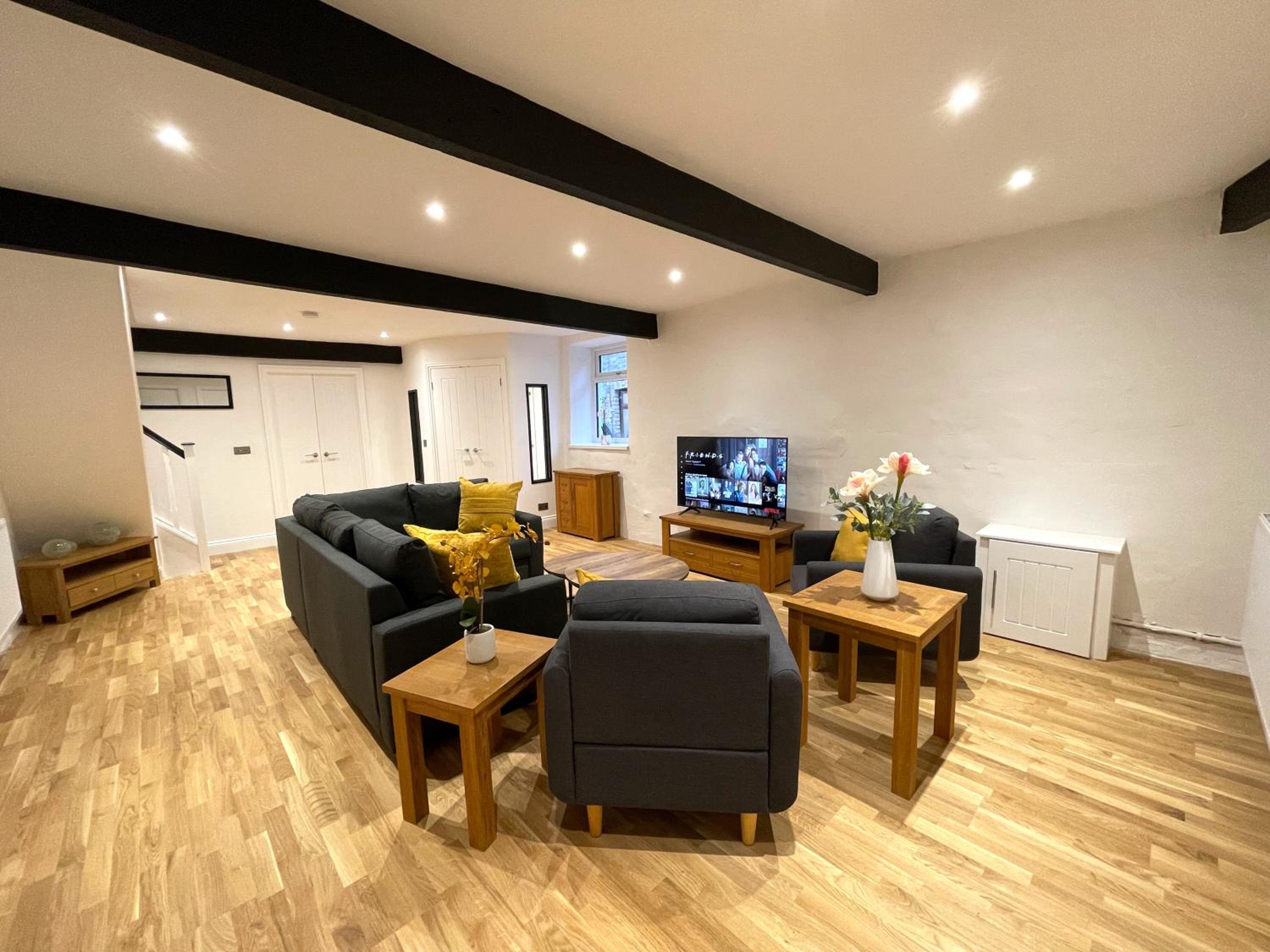 Three-Bedroom House - Photo 1