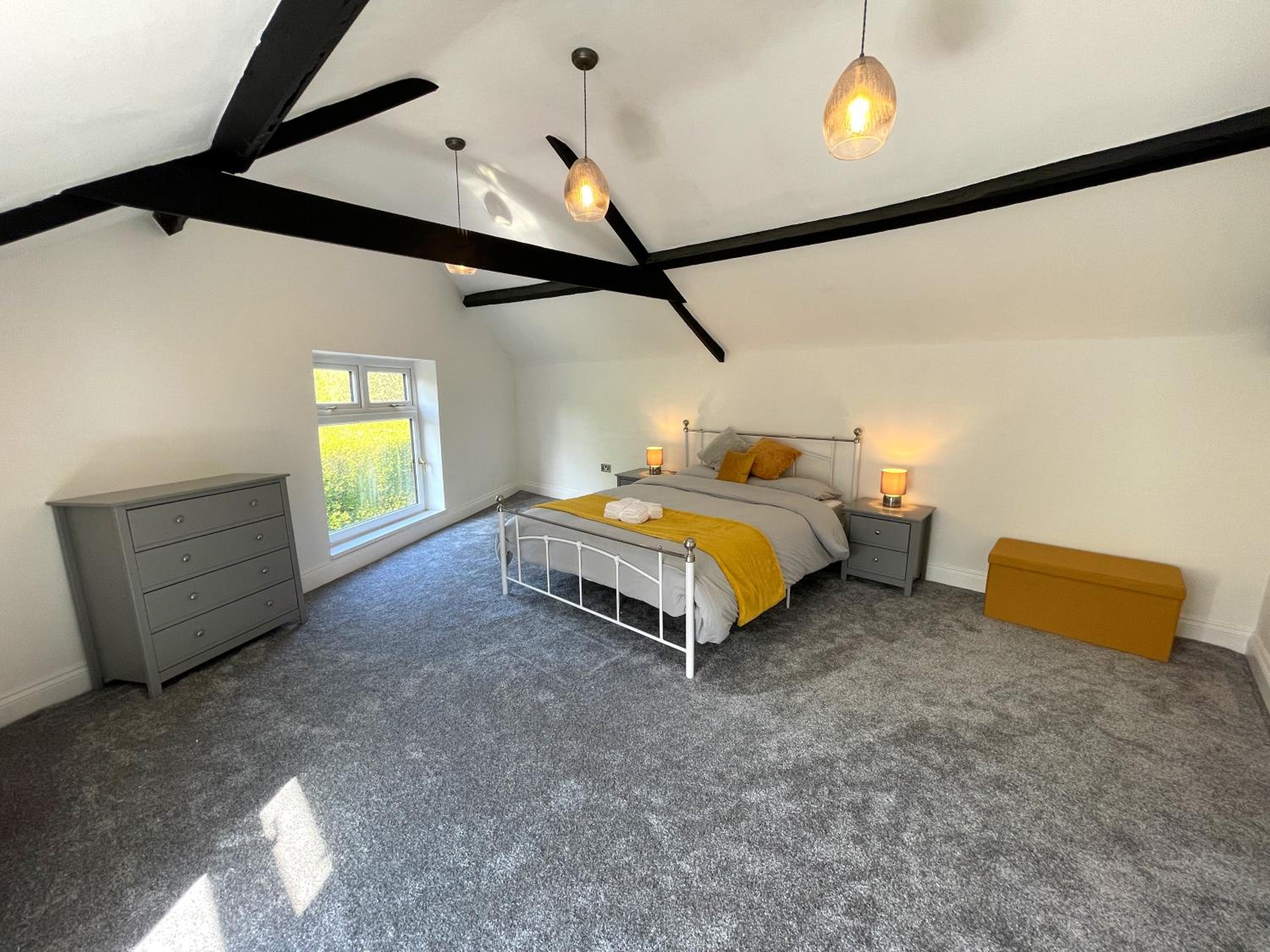 Three-Bedroom House - Photo 15