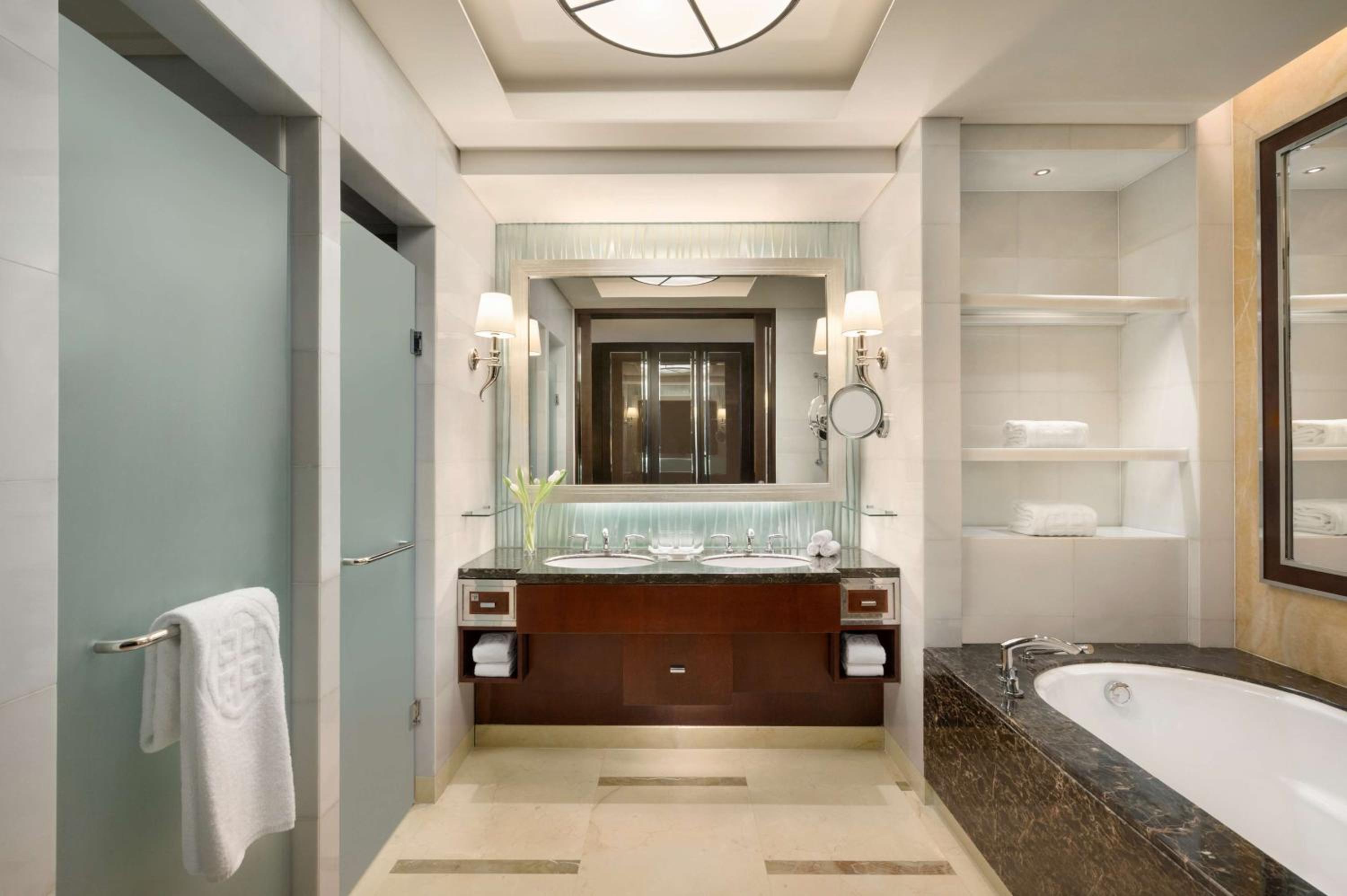 Executive King Room