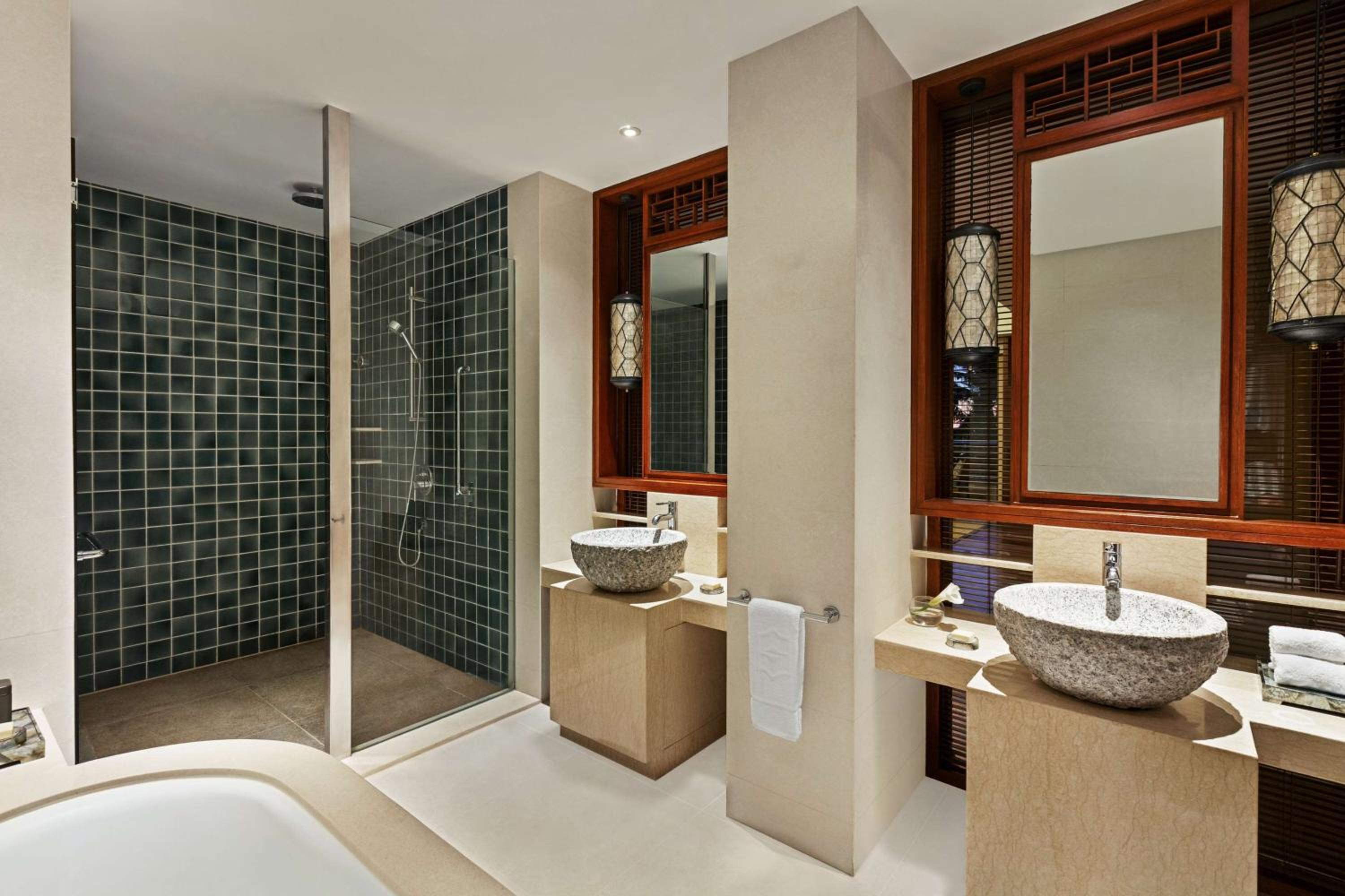 Seaview Suite with Free Roundtrip Caticlan Airport Transfers - Photo 2
