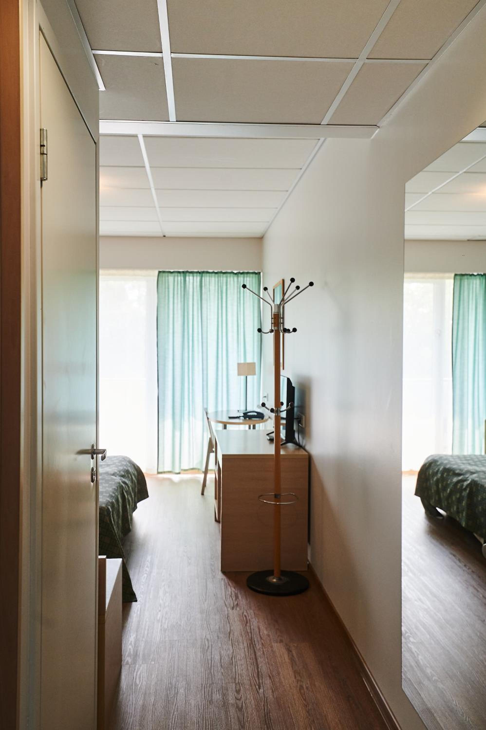 Standard Twin Room with Spa Access  - Photo 4