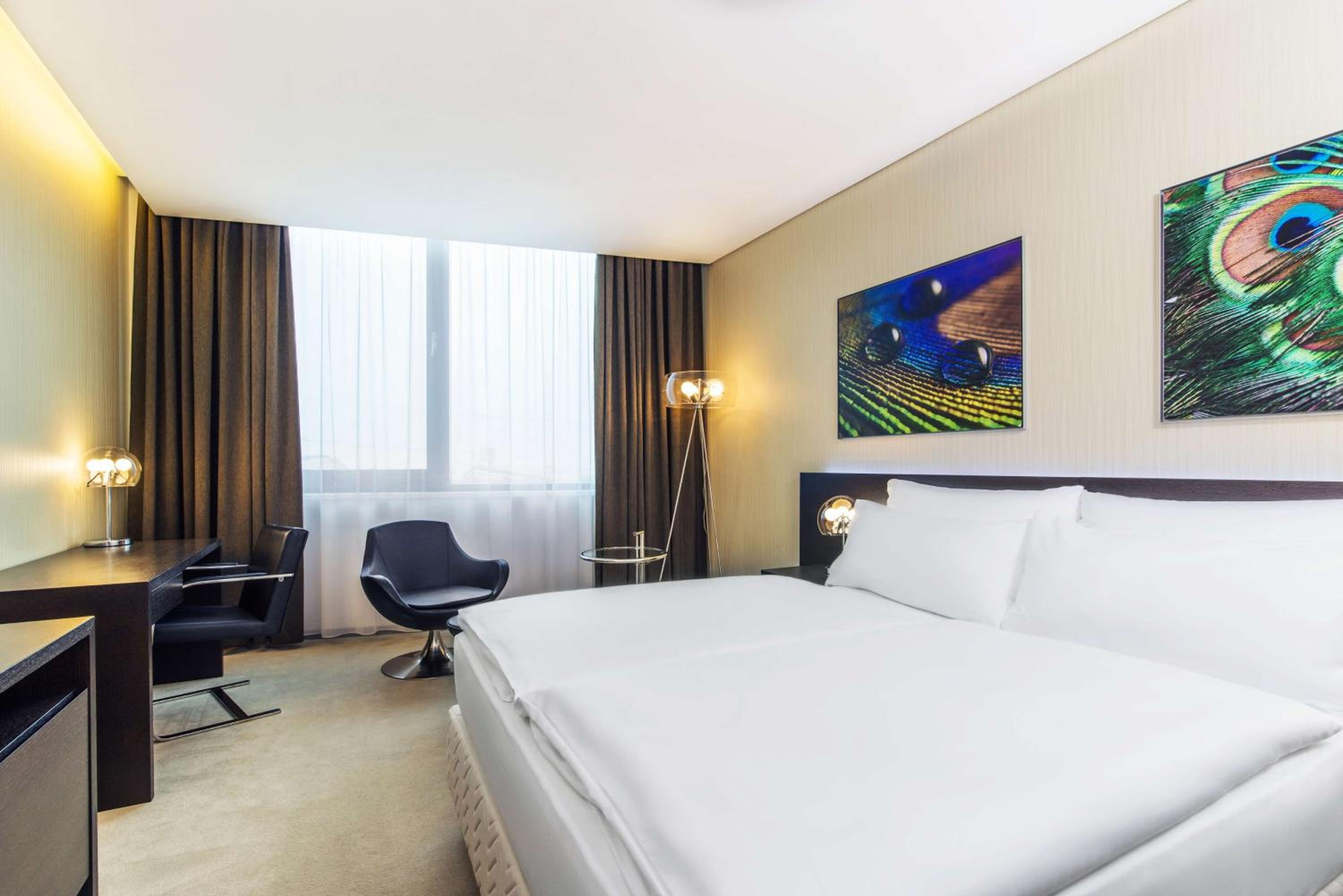 Standard Double or Twin Room - Photo 1