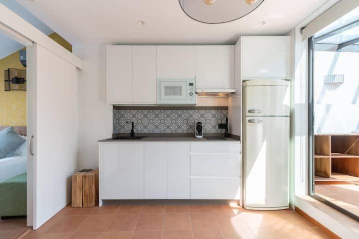 Suite with Private Pool - Photo 19