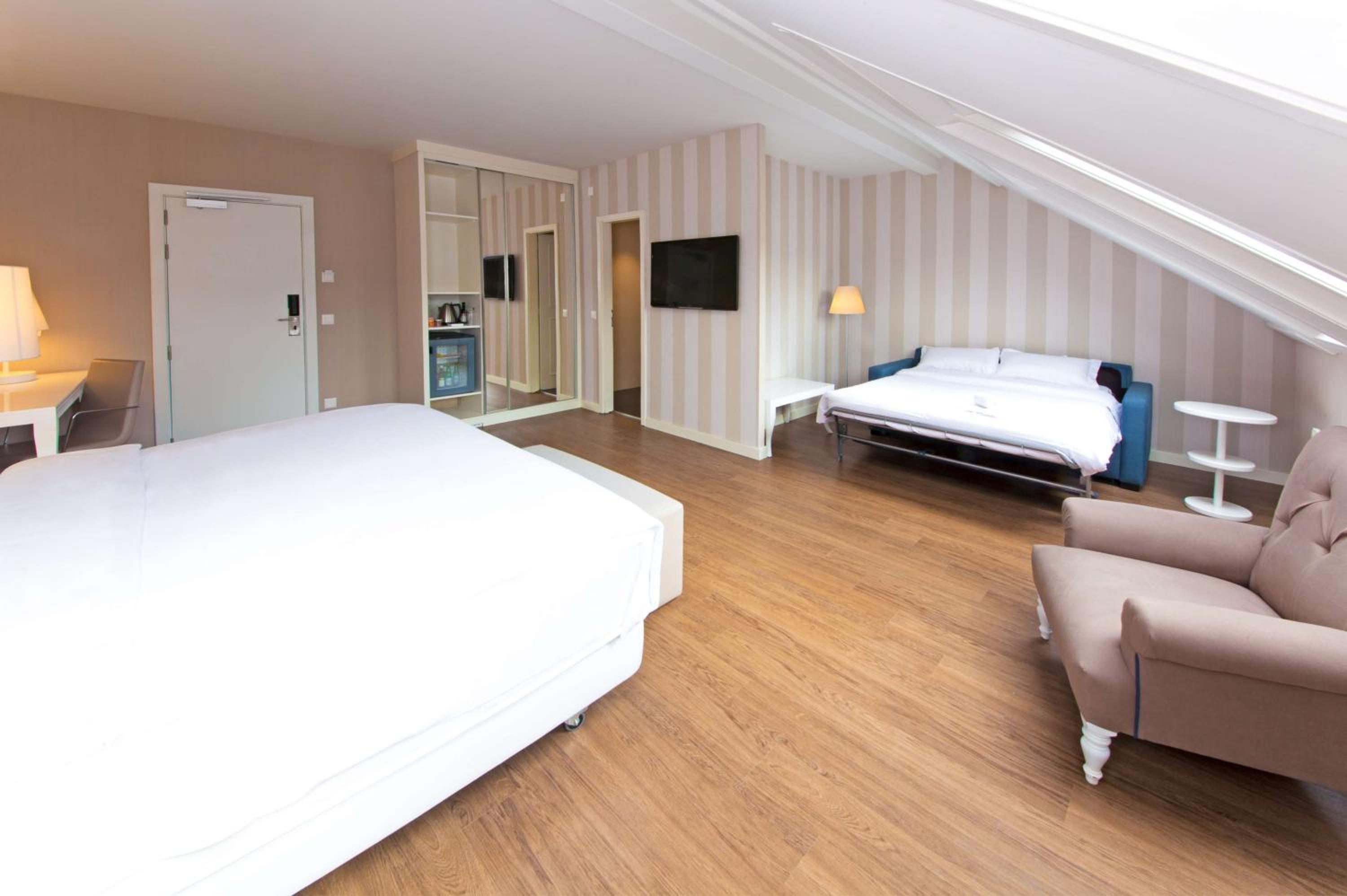 Family Suite - Photo 1