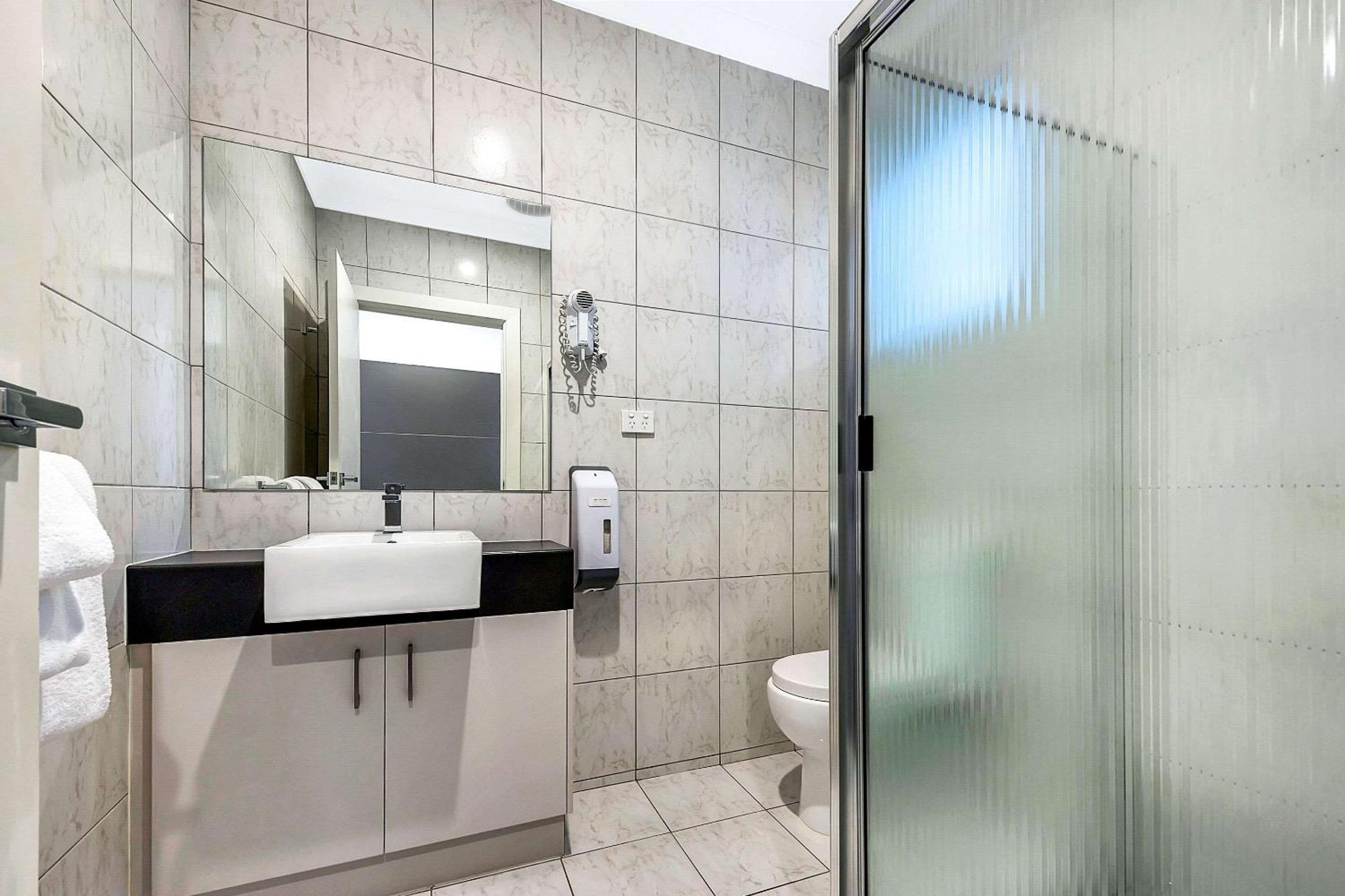 Executive Room - Photo 3