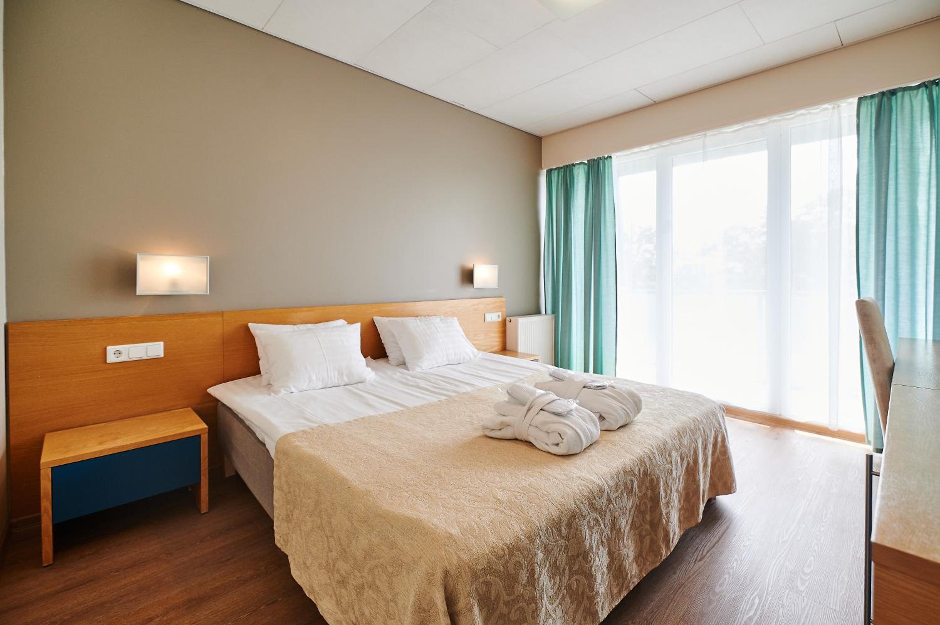 Suite with Sauna and Spa Access photo 1