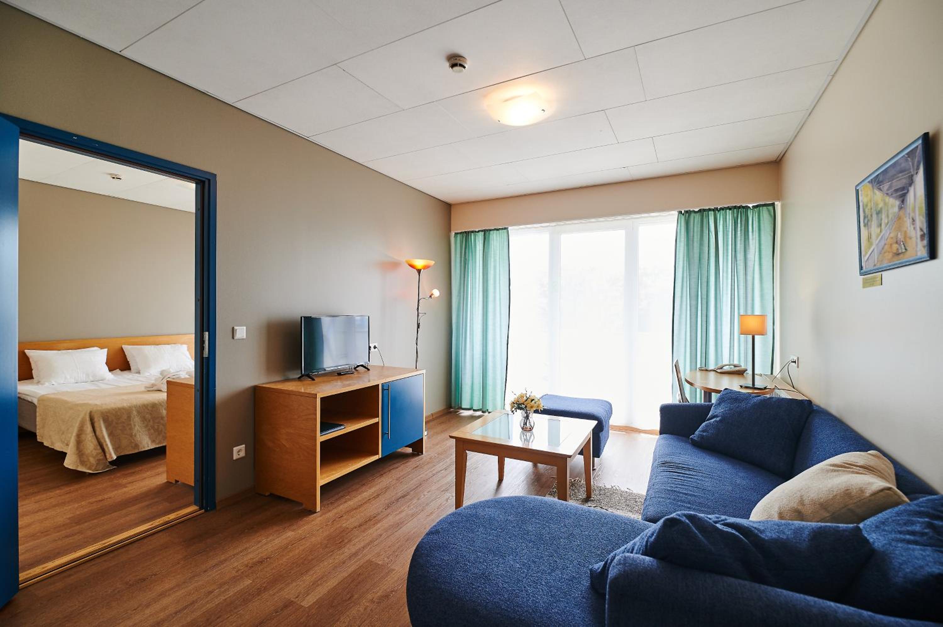 Suite with Sauna and Spa Access photo 3