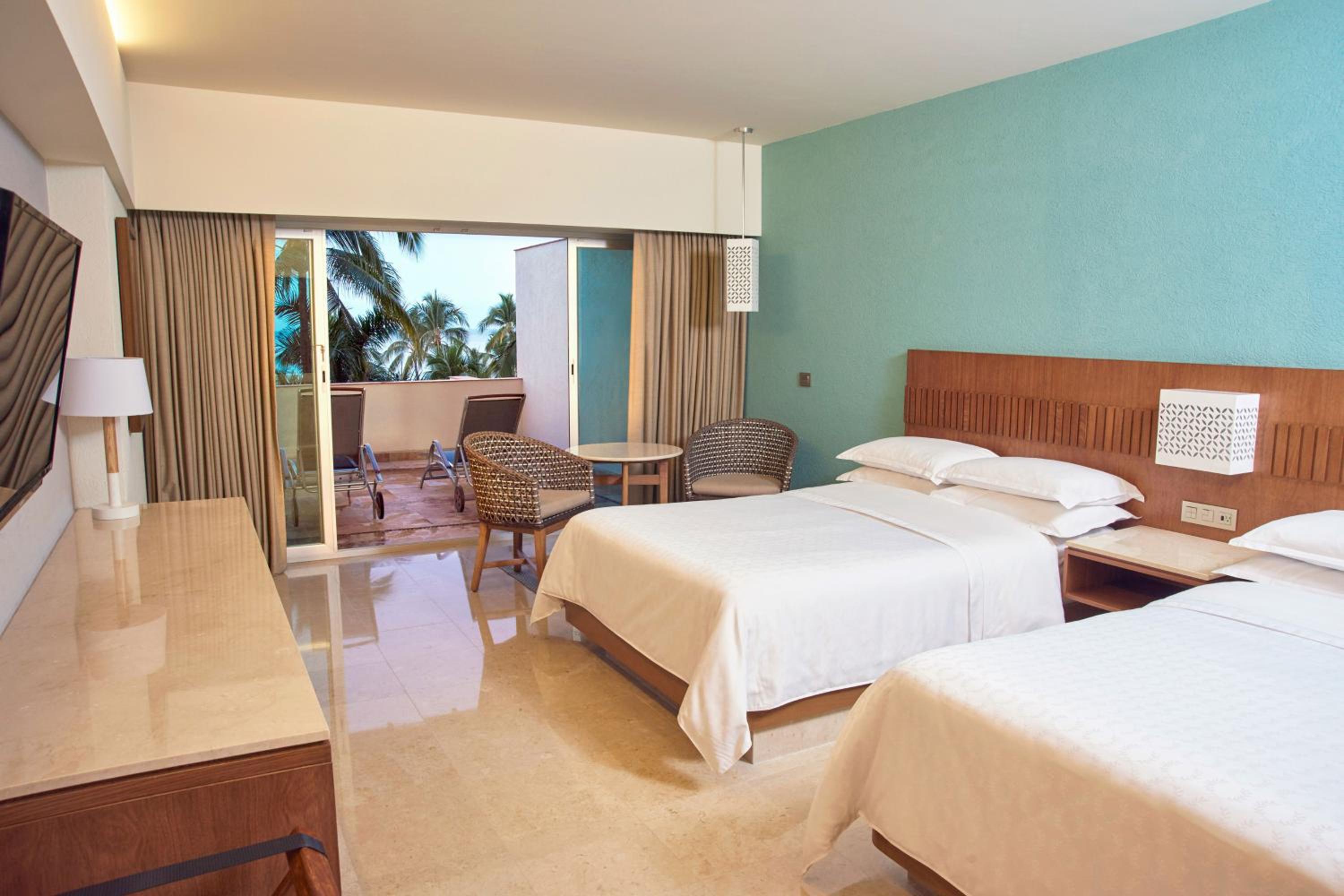 Guest room, 2 Double, Sunterrace view, Garden view, Balcony