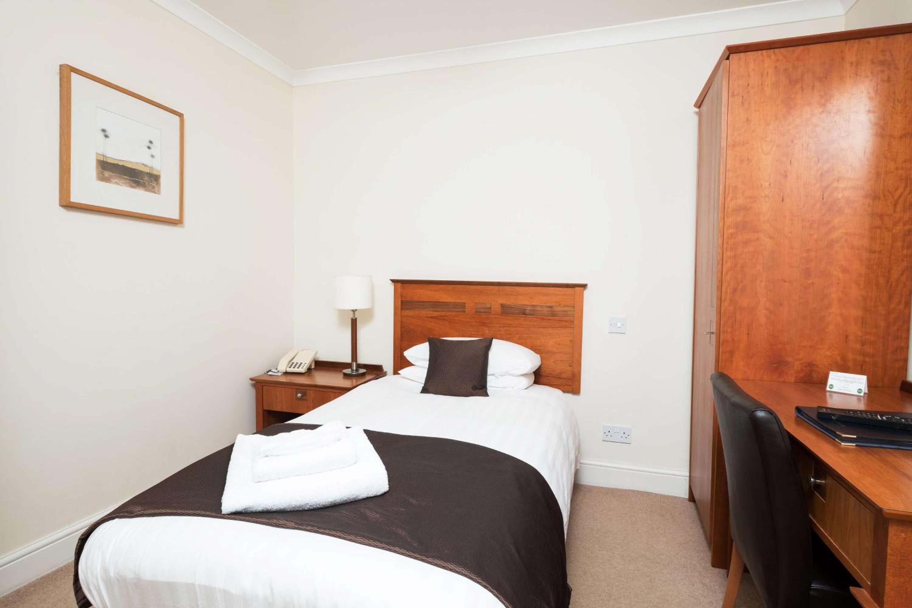 Single Room - Non-Smoking