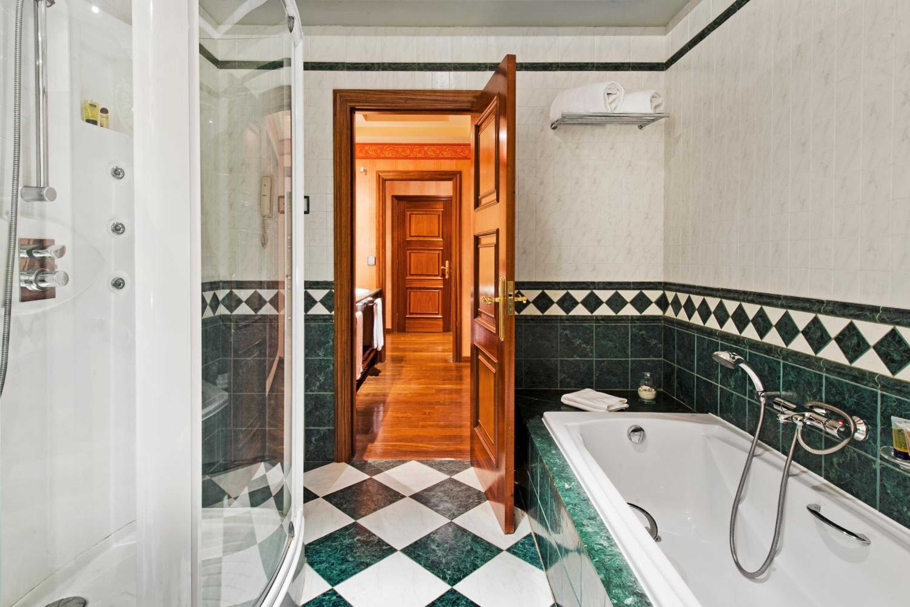 Suite photo 2