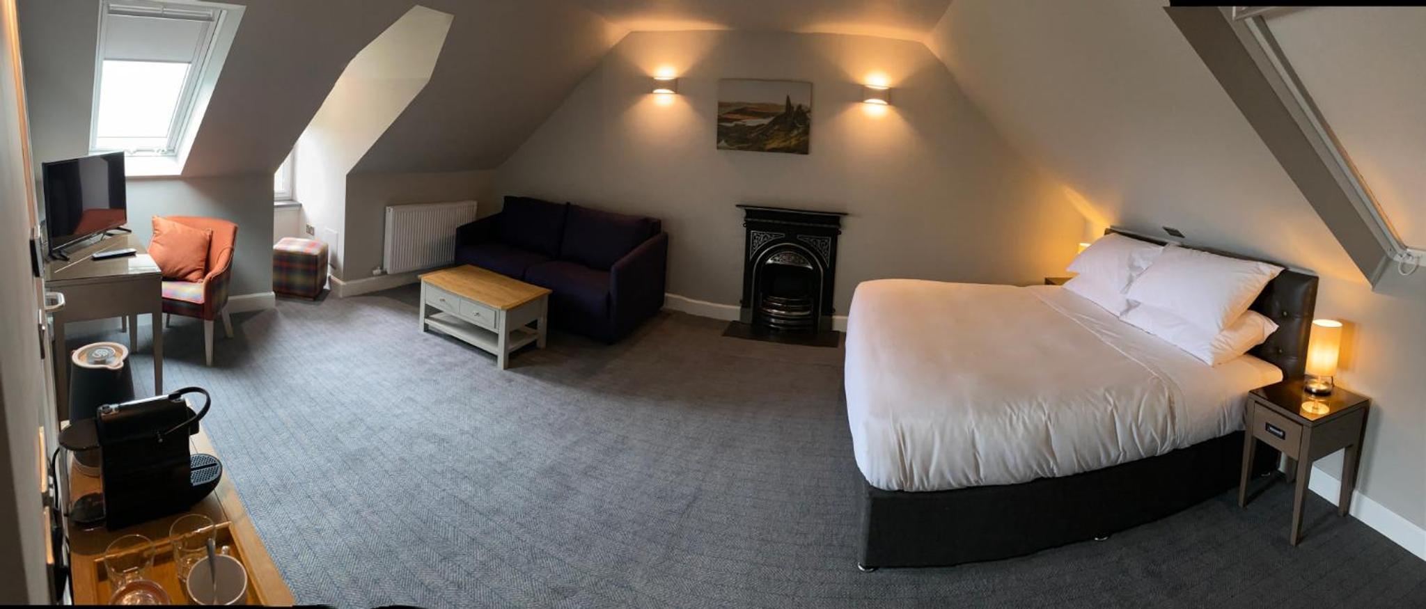 Deluxe Suite