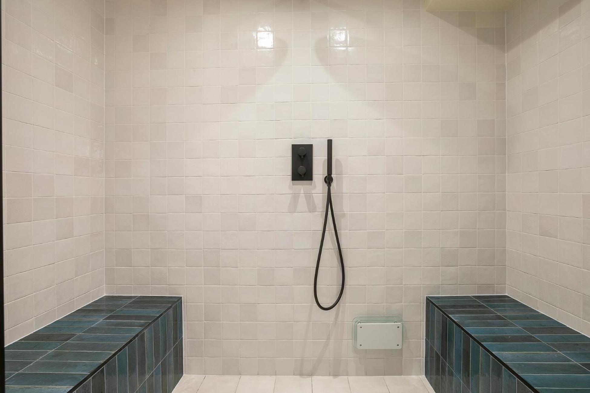 Junior Suite with Hammam