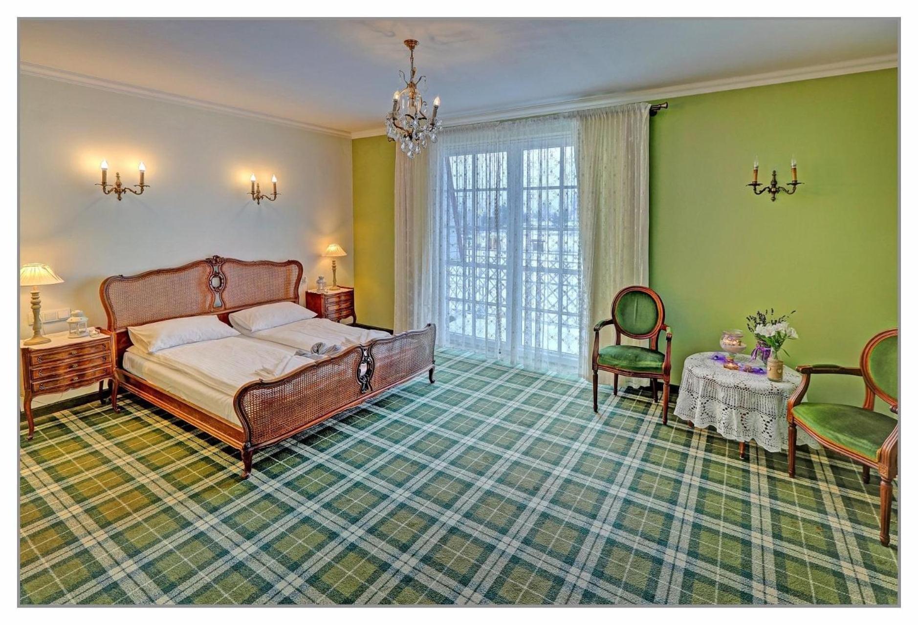 Large Double Room photo 2