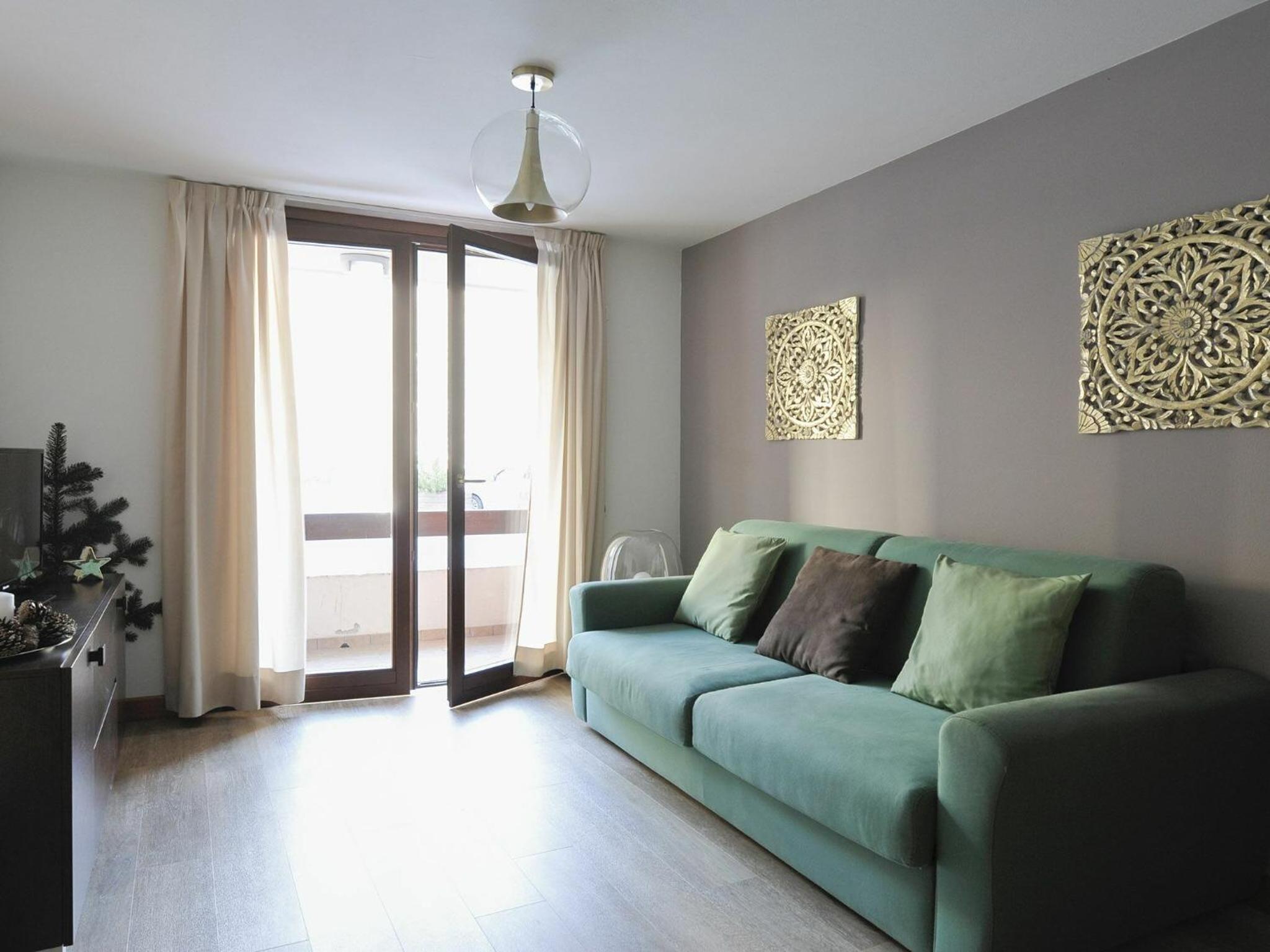 Apartment 7 photo 1