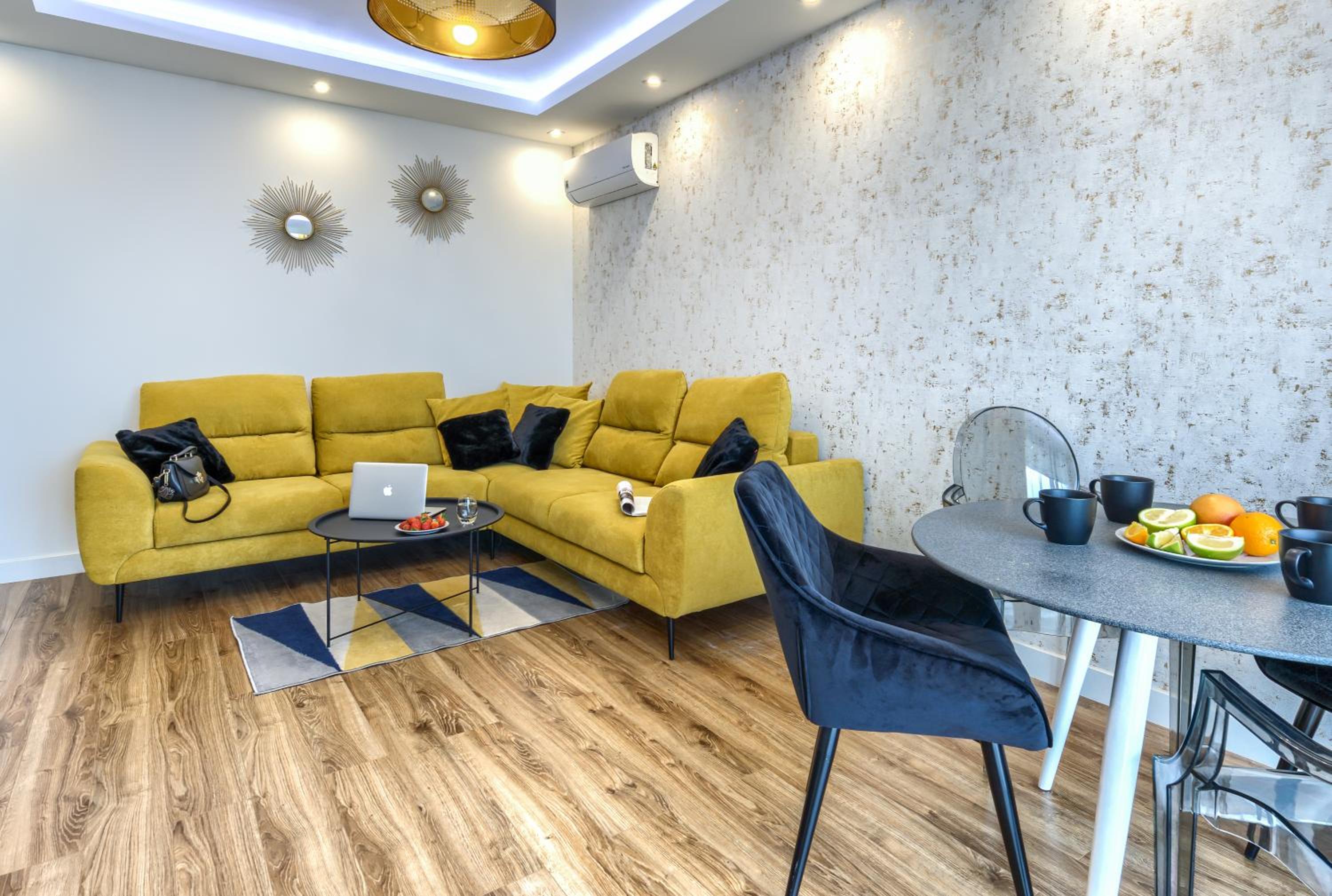 Deluxe Apartment - Photo 10