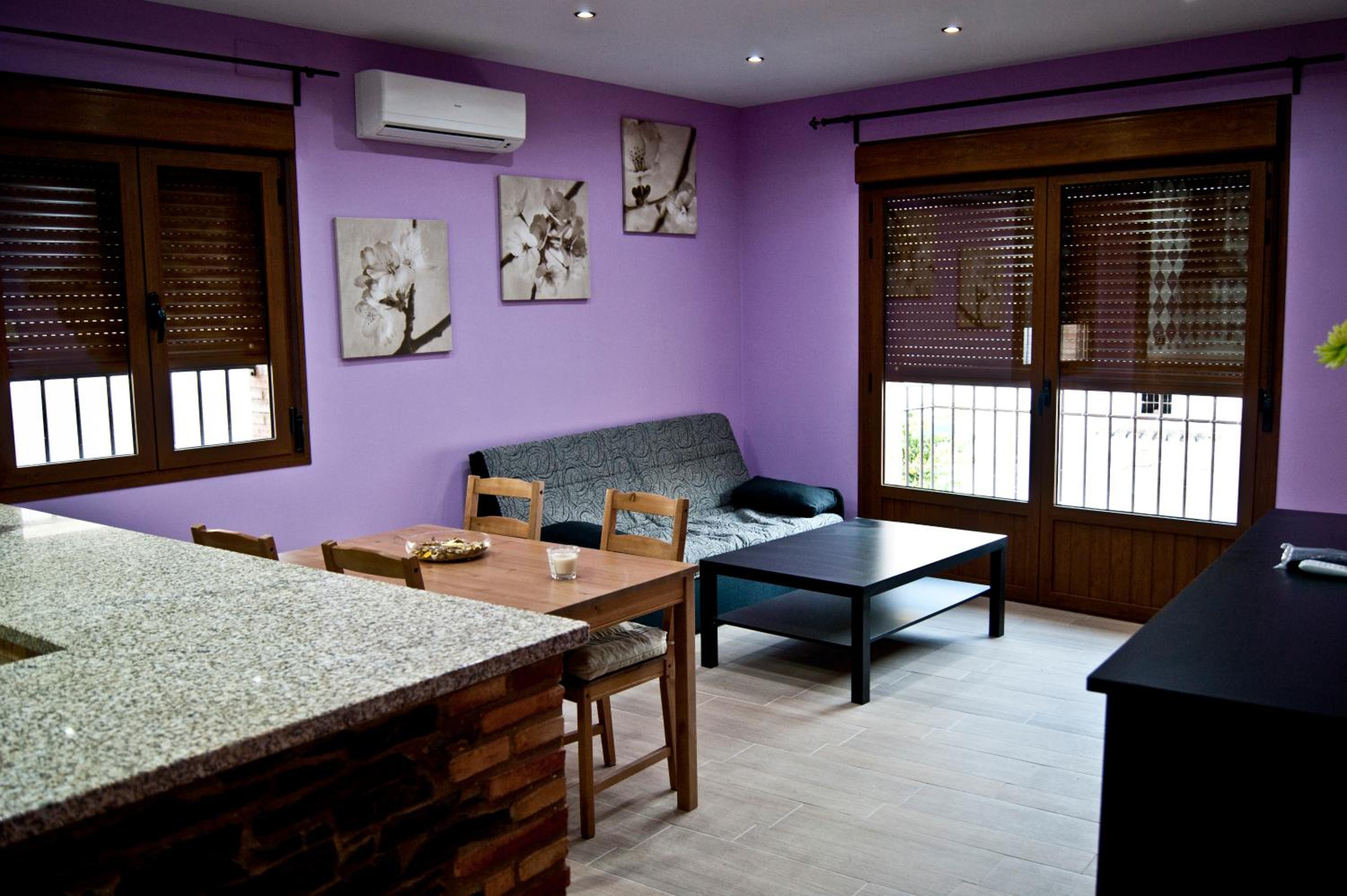 Apartamento con Balcón