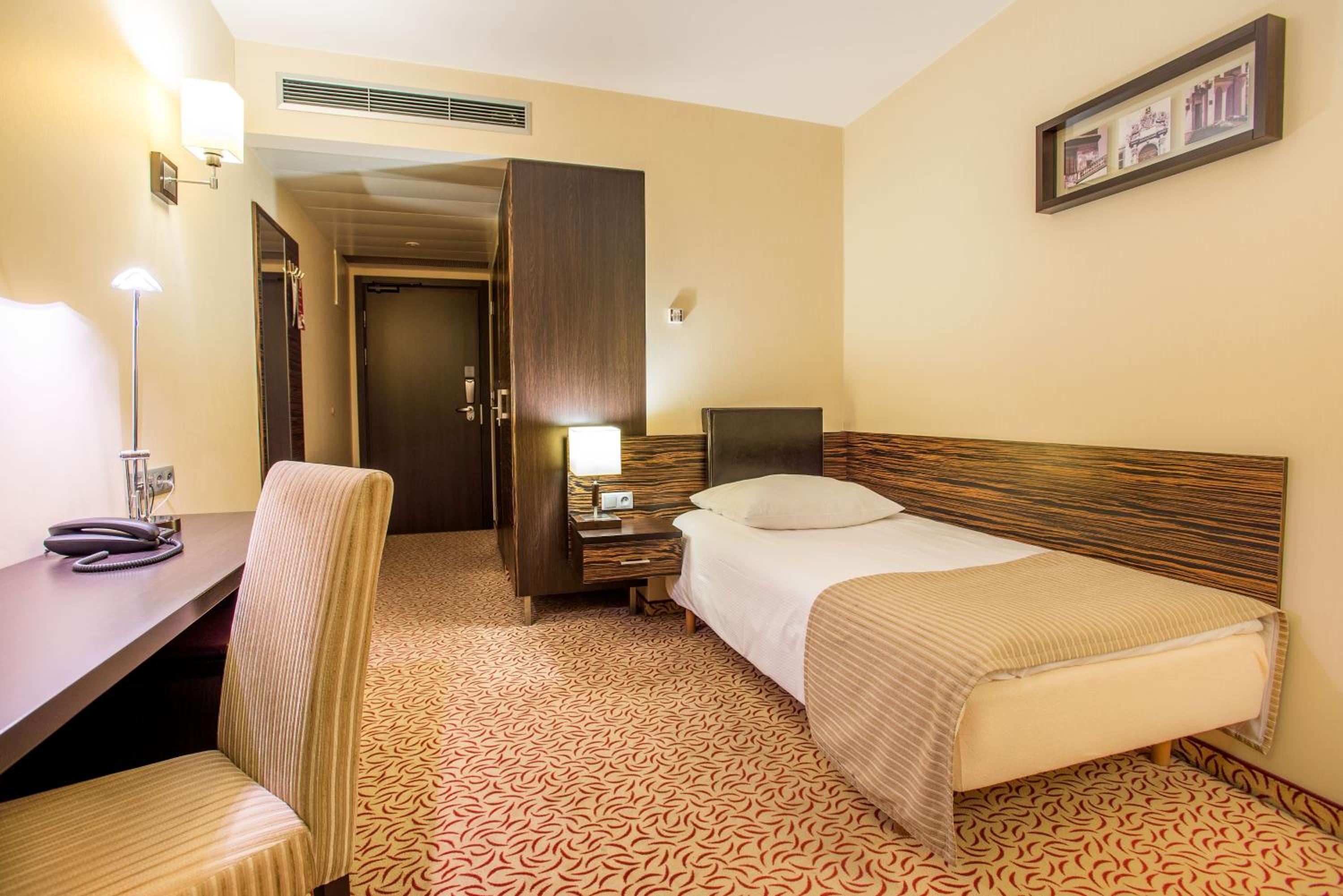 Single Room photo 3