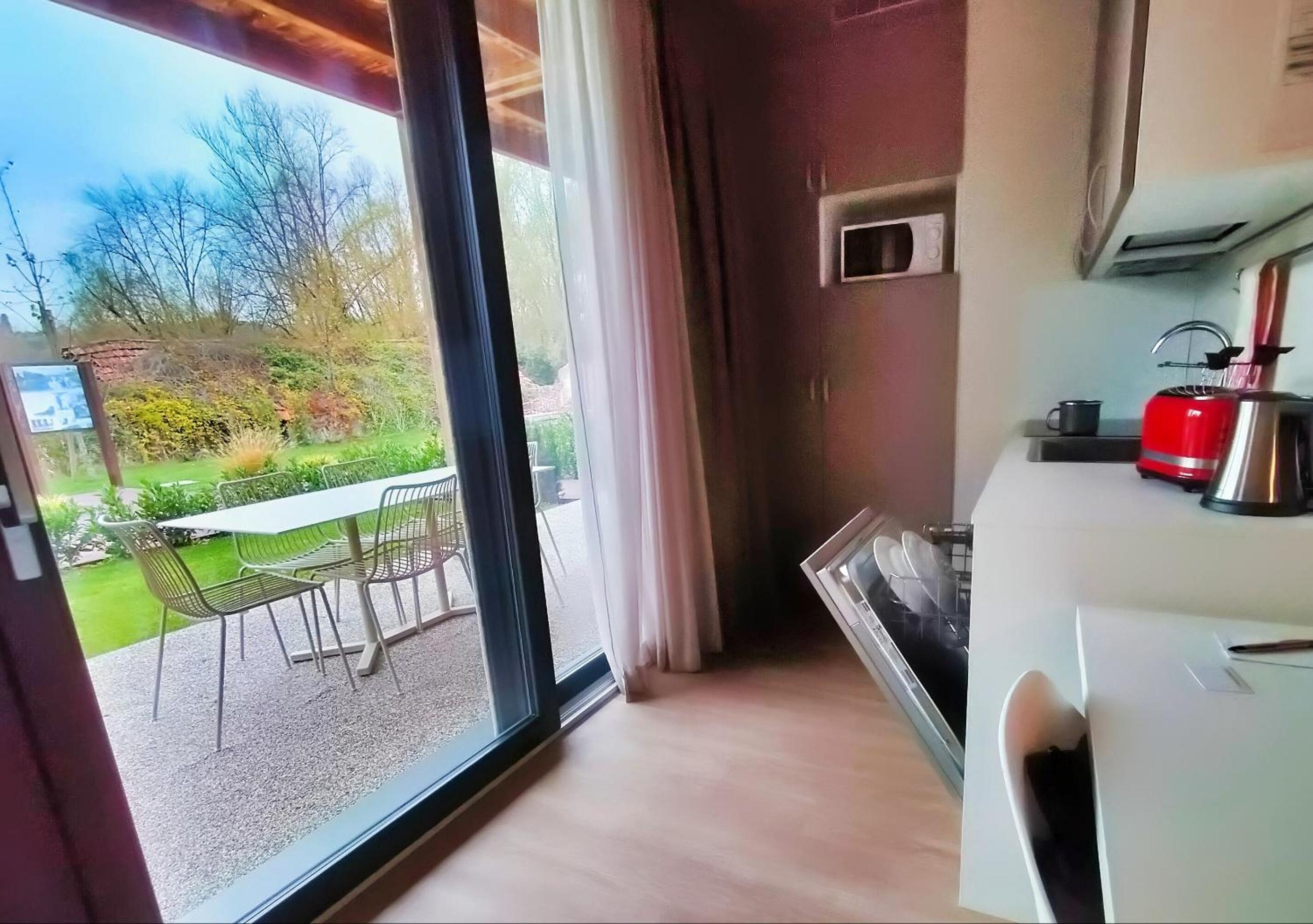 Two-Bedroom Apartment - Photo 4