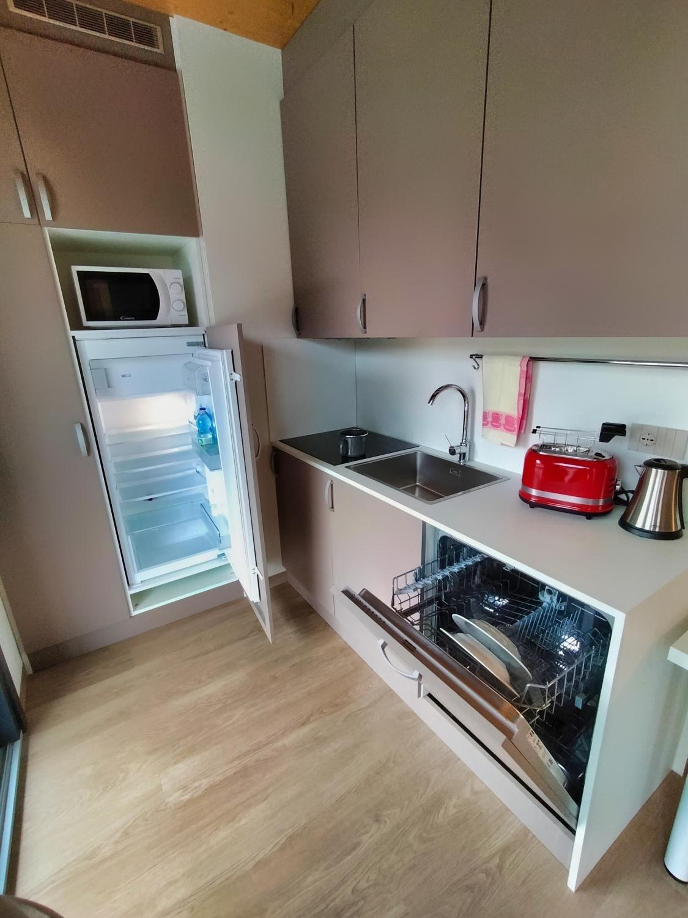 Two-Bedroom Apartment - Photo 5