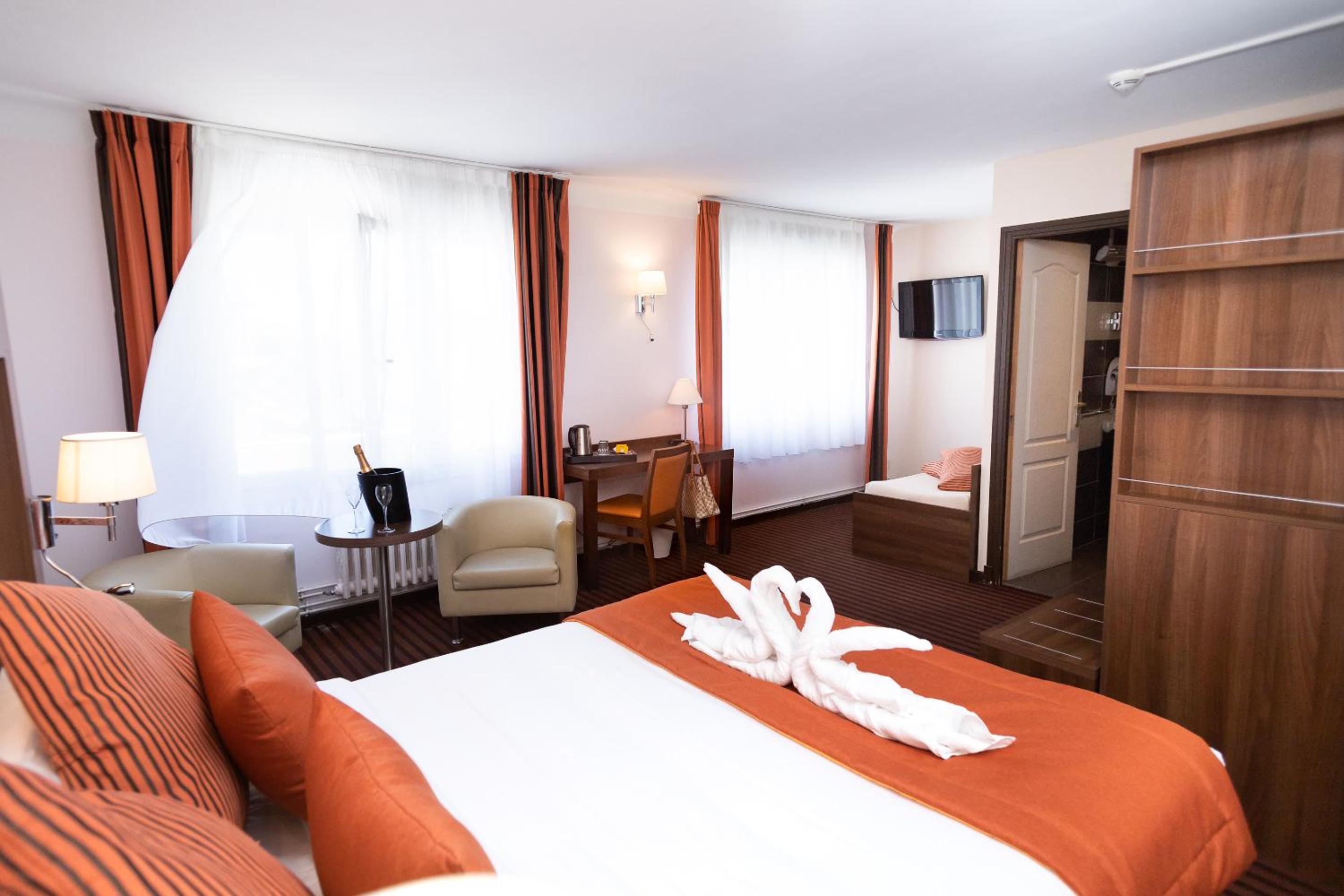 Premium Double Room photo 2