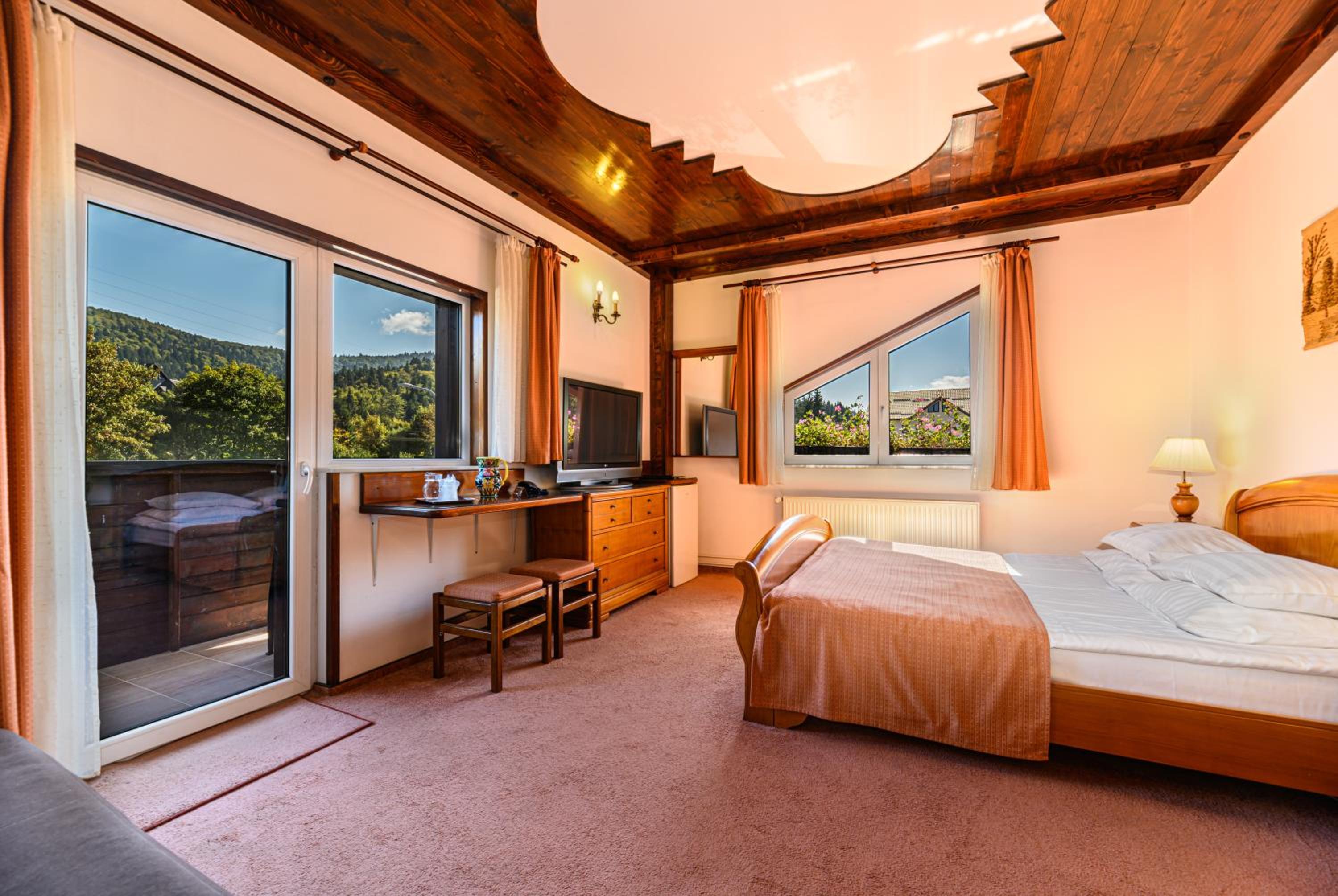 Triple Room - Photo 13