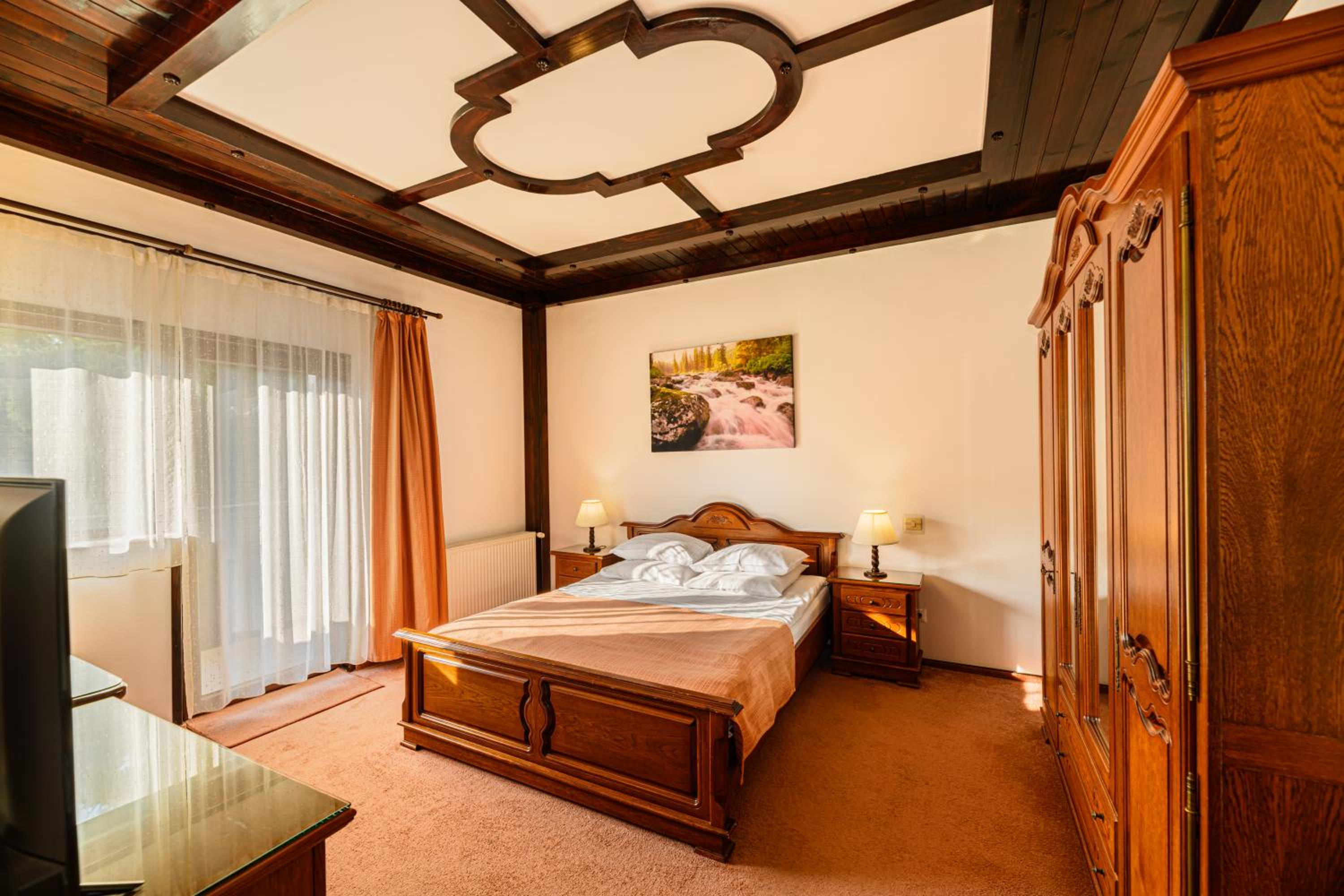 Double Room - Photo 15
