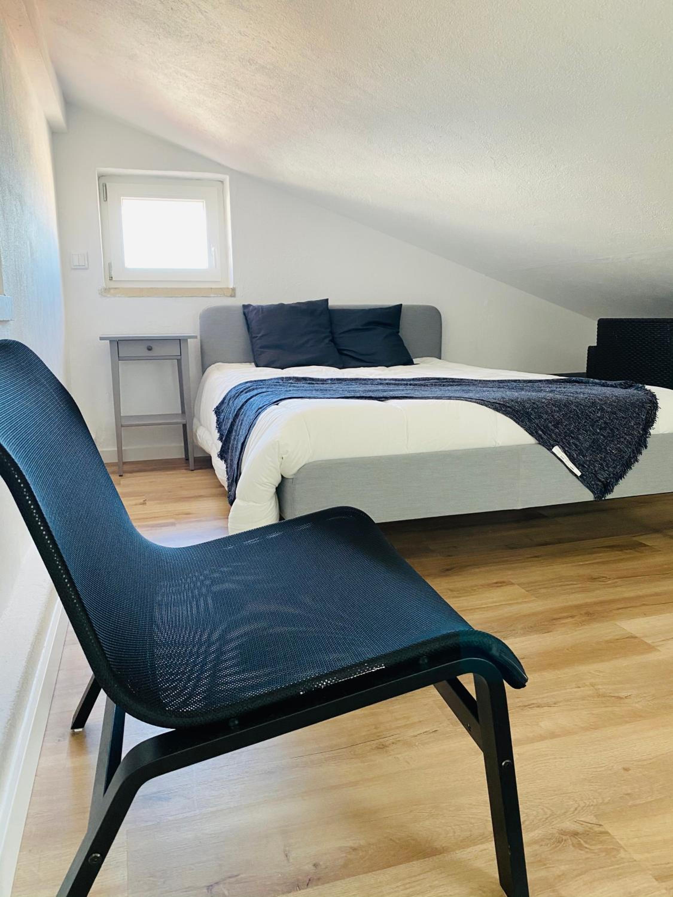 Two-Bedroom Apartment - Photo 9