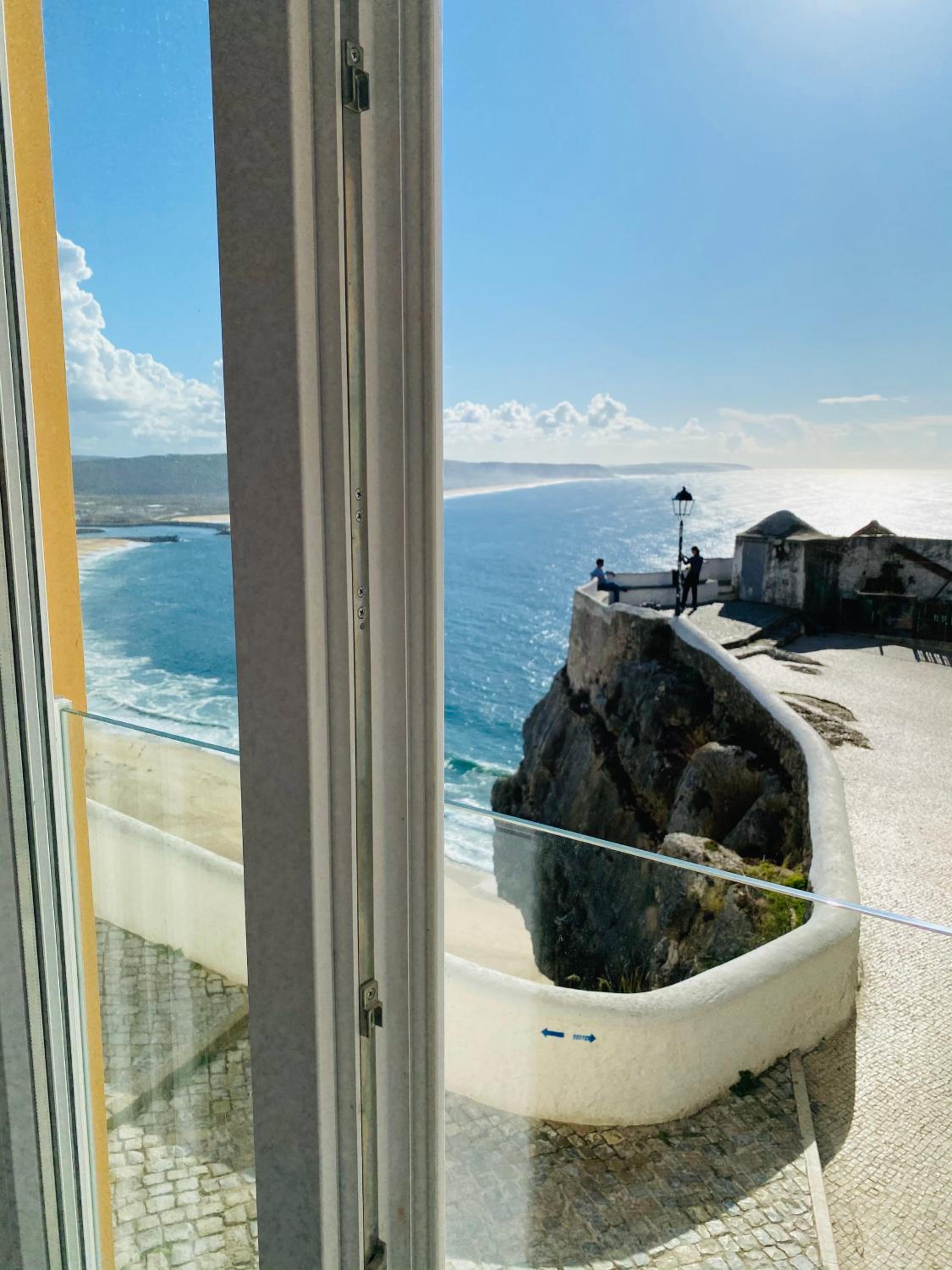 One-Bedroom Apartment with Ocean View - Photo 12