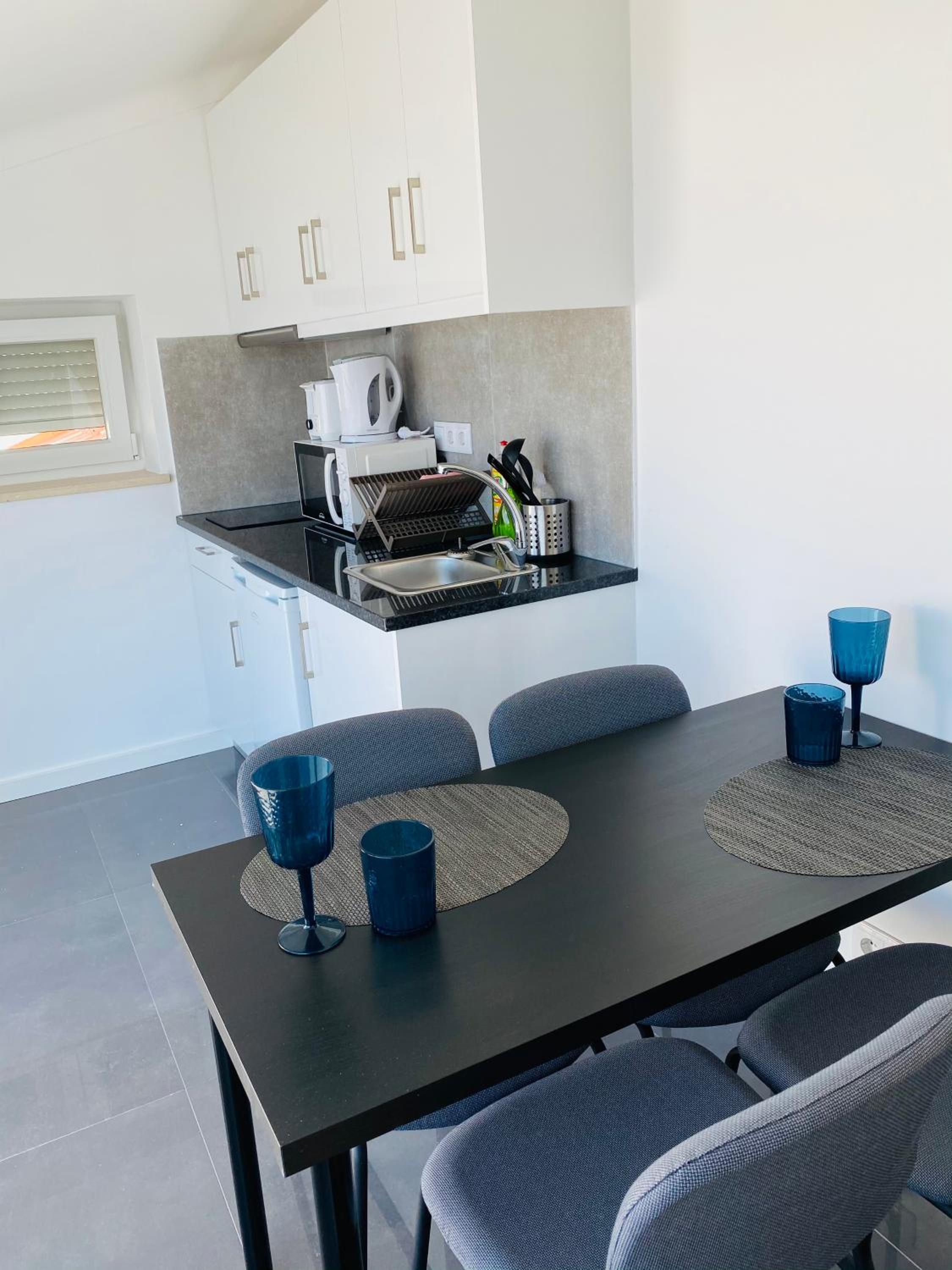 Two-Bedroom Apartment - Photo 8