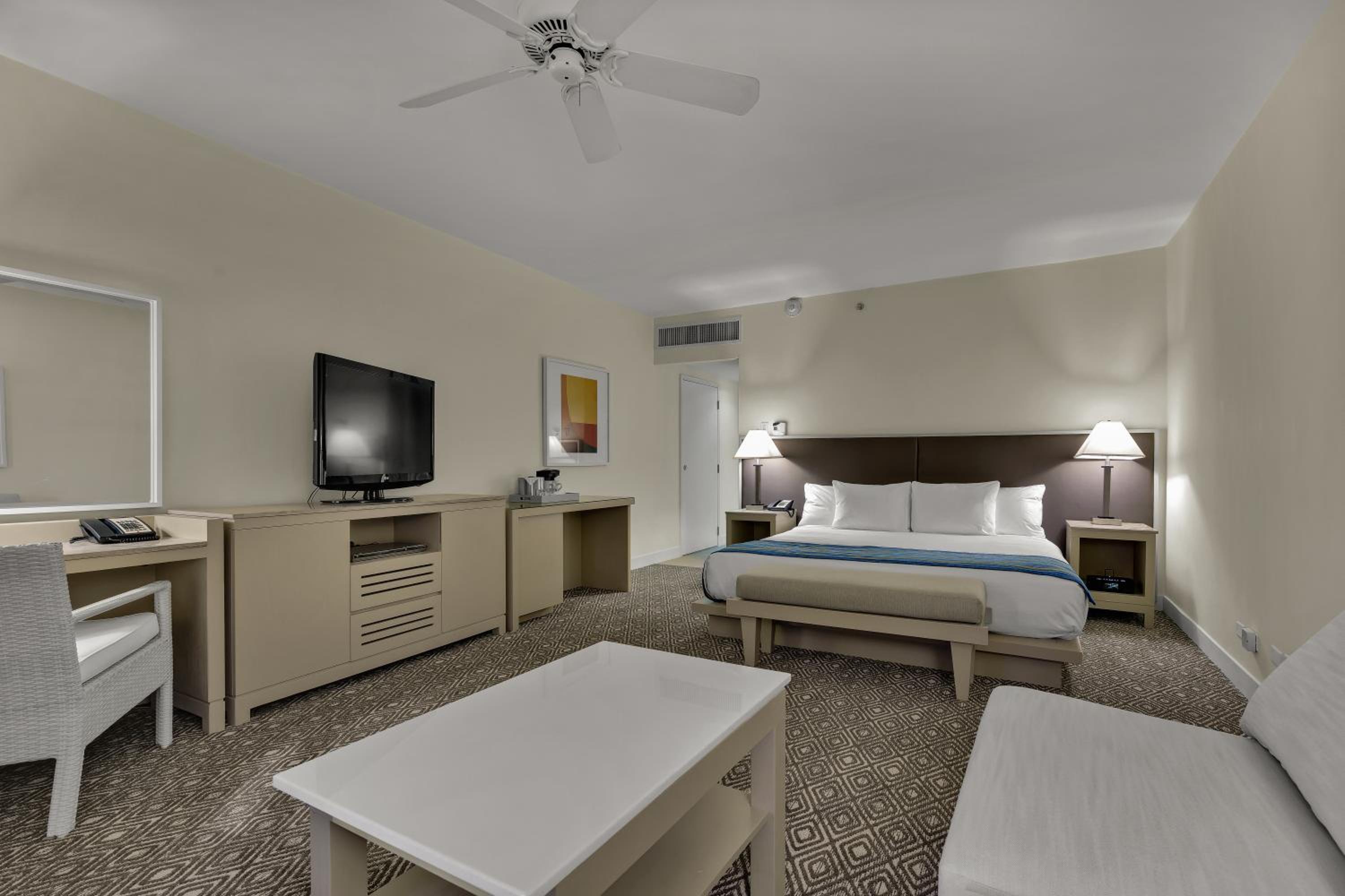King or Queen Room Marina with Ocean View - Photo 2