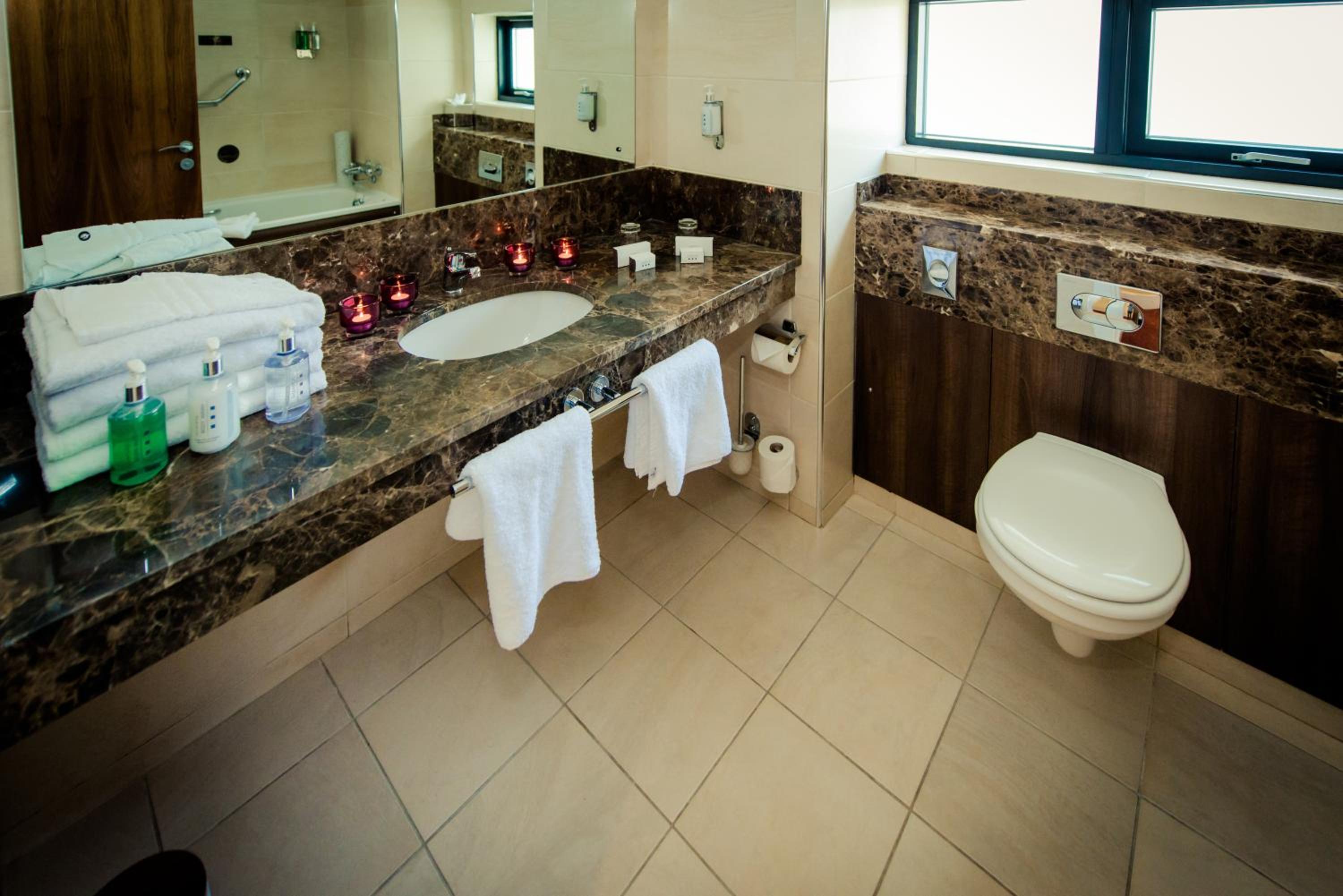 Standard Double Room - Photo 4