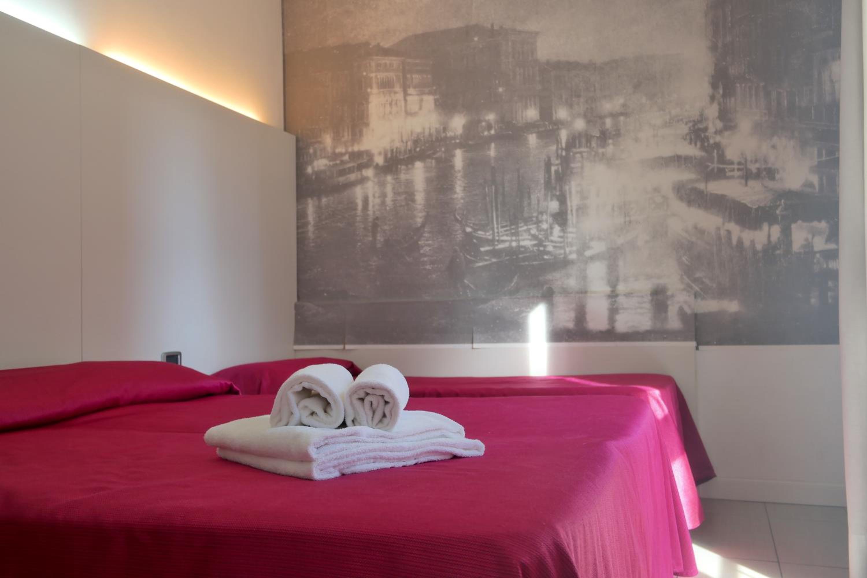 Double or Twin Room photo 2