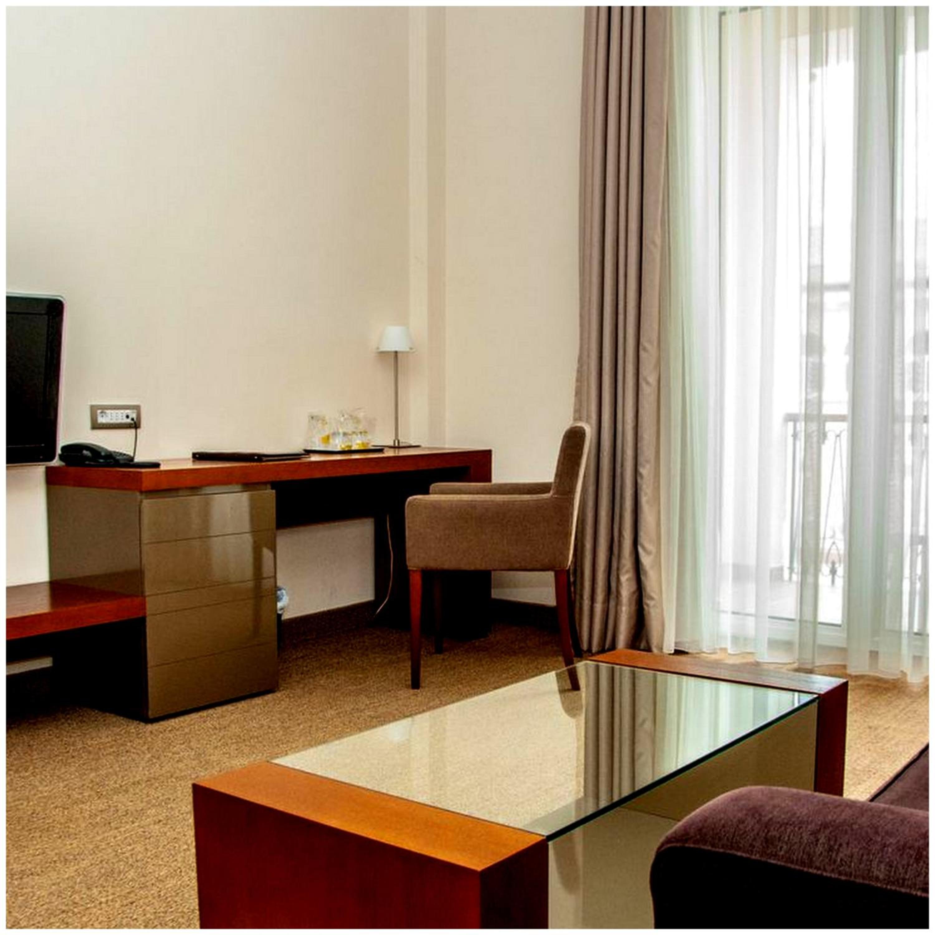 Standard Suite with Sea View and Spa Access photo 1