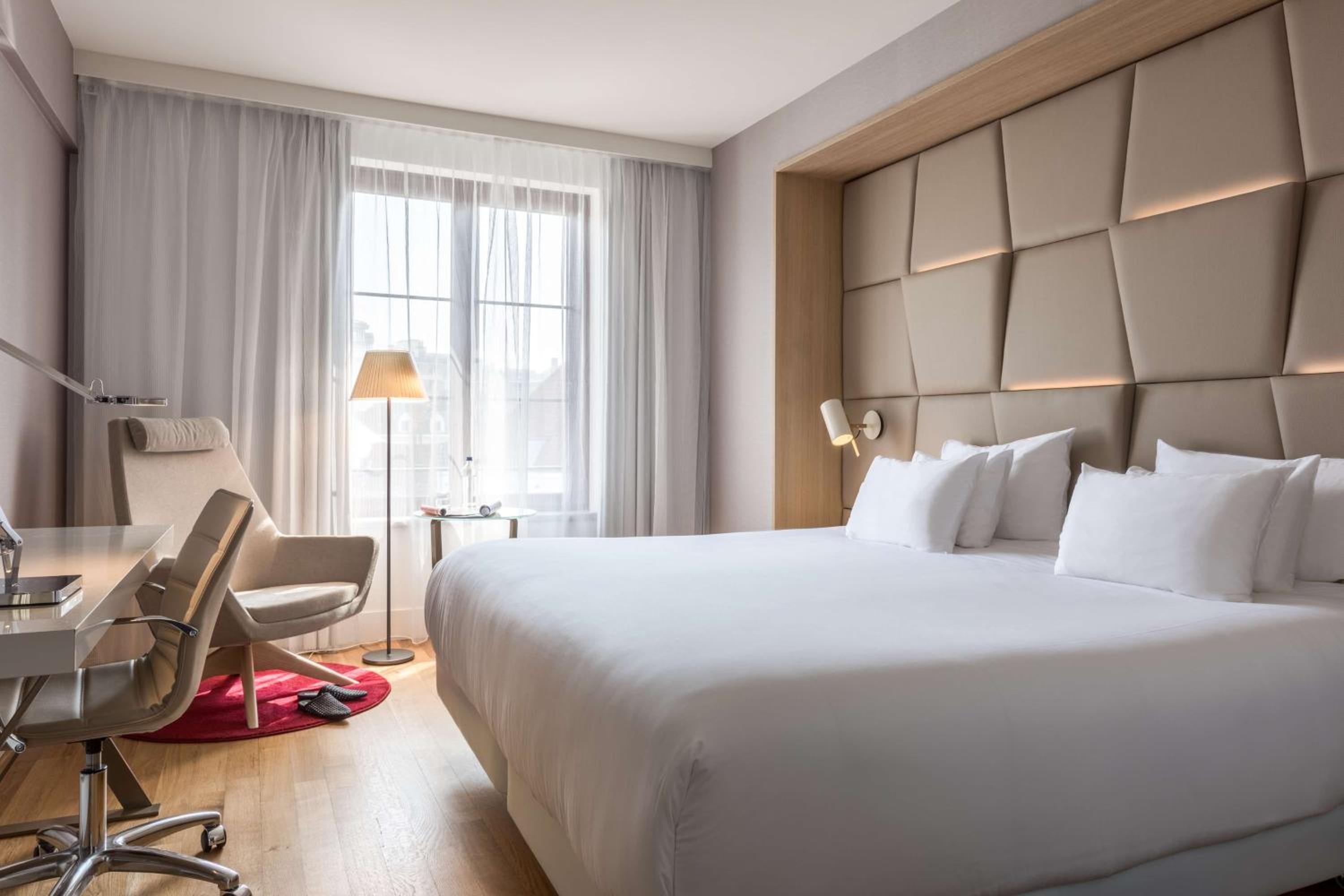 Premium Double or Twin Room with View - Photo 1