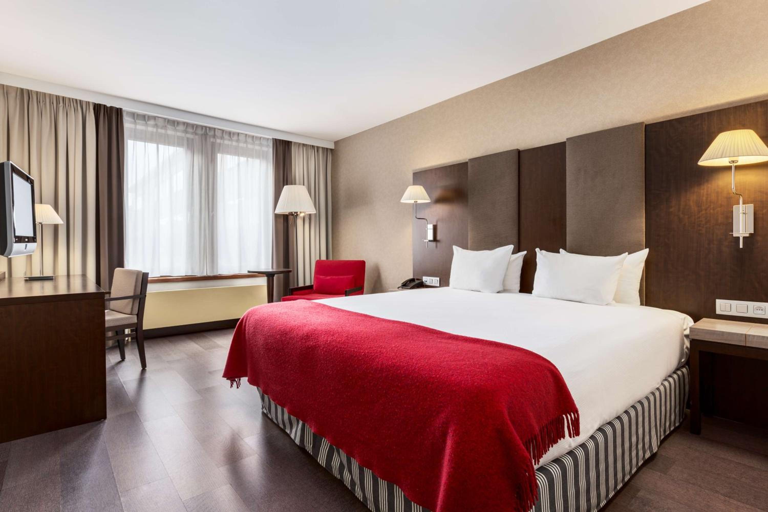 Superior Double or Twin Room - Photo 1
